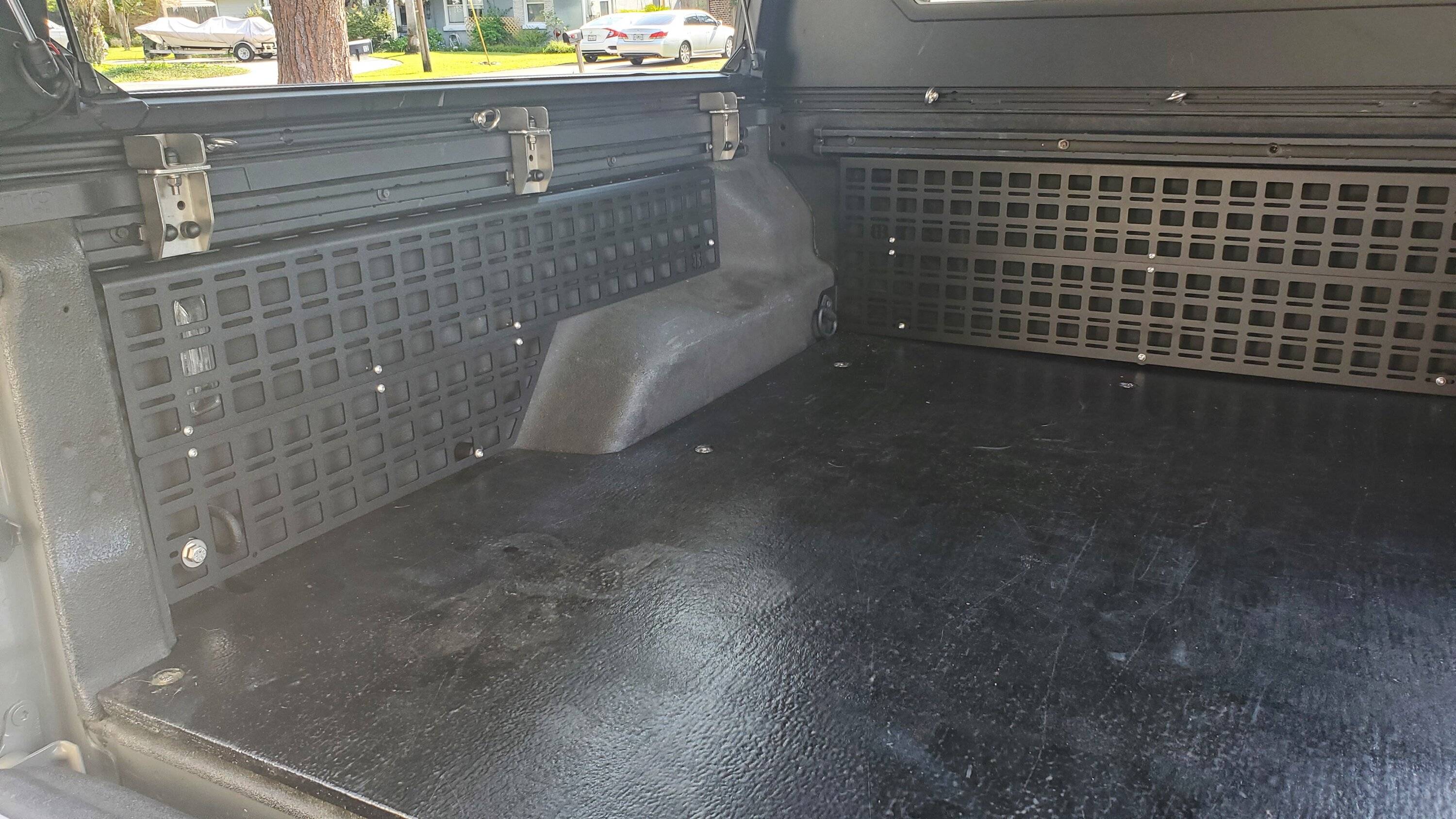 Jeep Gladiator What did you do TO your Gladiator today? [ADMIN WARNING: NO POLITICS, NO GUN TALK] 813 Bedside Molle (1)