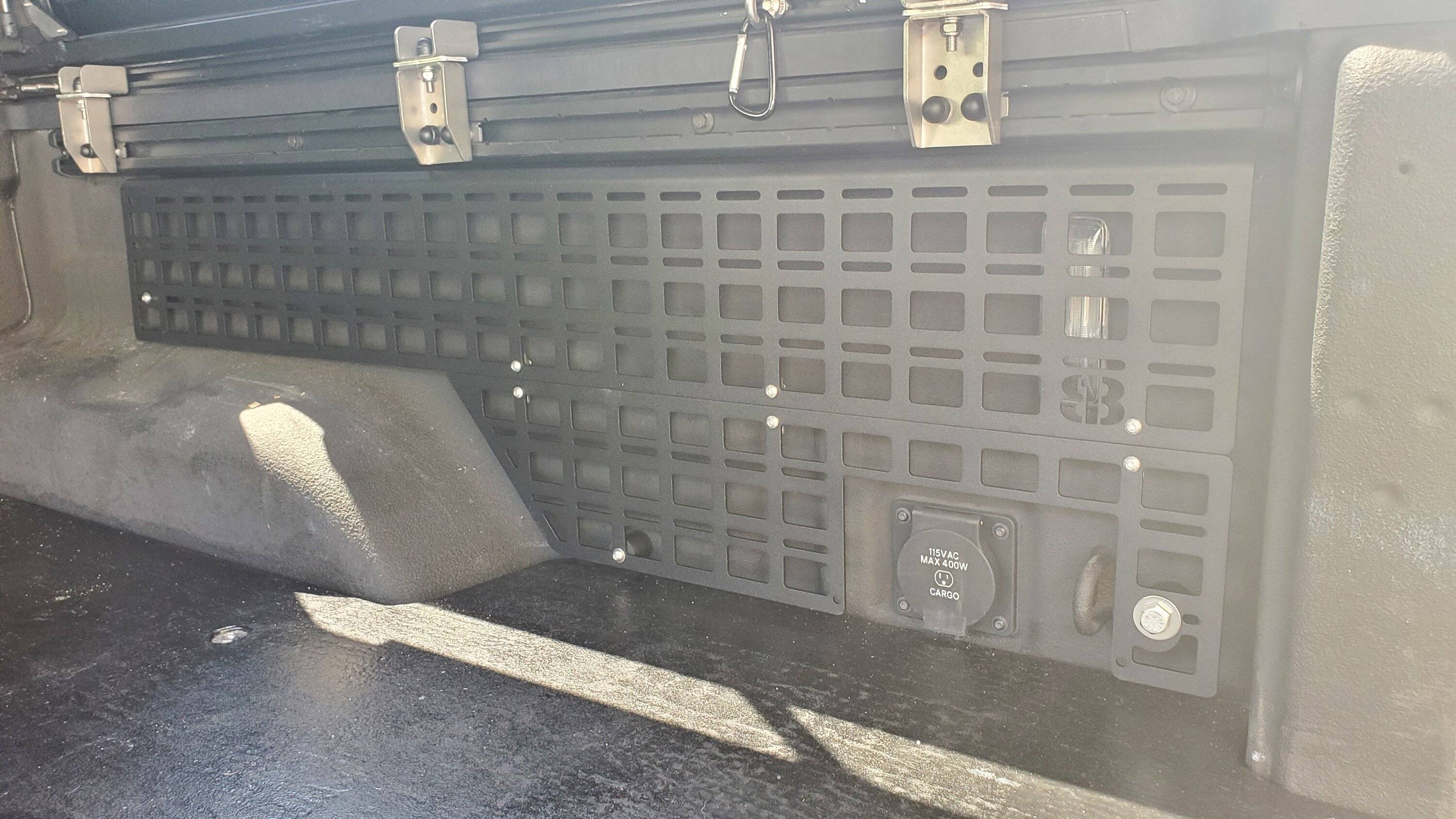 Jeep Gladiator What did you do TO your Gladiator today? [ADMIN WARNING: NO POLITICS, NO GUN TALK] 813 Bedside Molle (2)