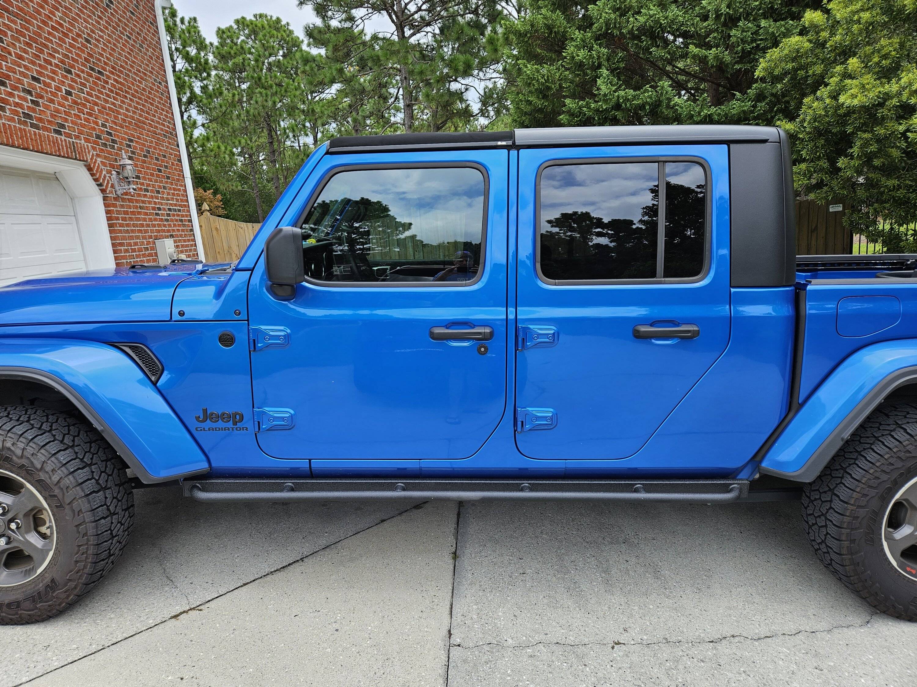 Jeep Gladiator Blue On Black - Build Chronicles 20230805_133309