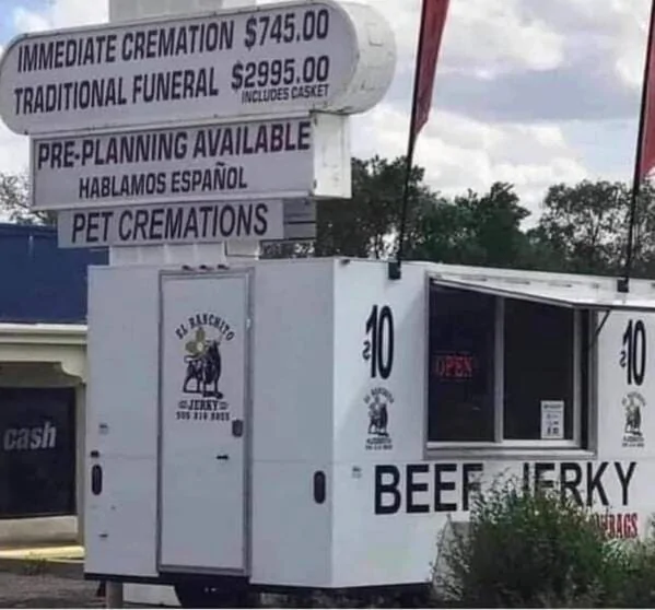 Jeep Gladiator O funny-pictures-8-4-23-5