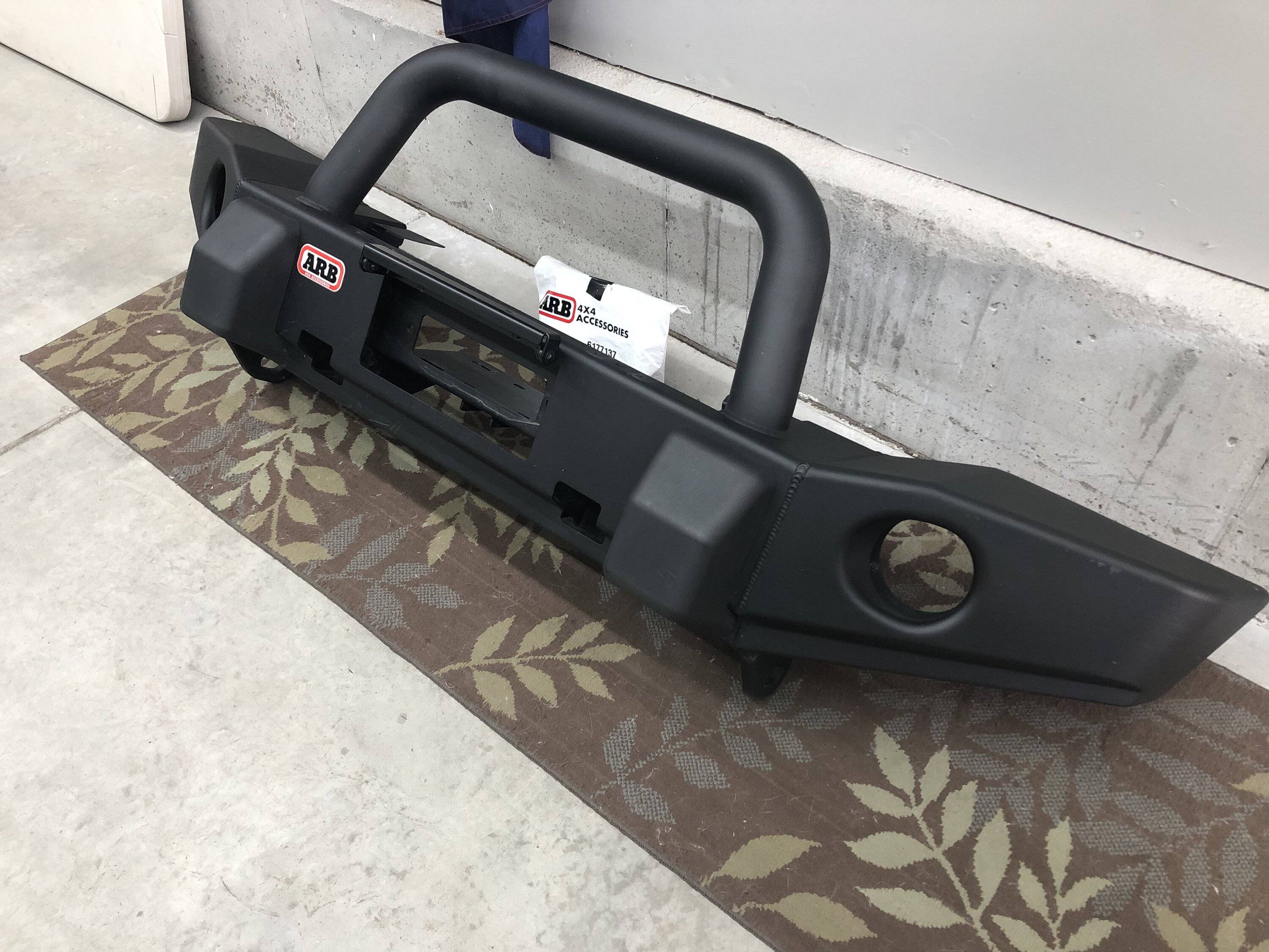Jeep Gladiator Arb classic deluxe Bull bar 7843ED9E-3F04-42B7-9F7F-442CFE59714F