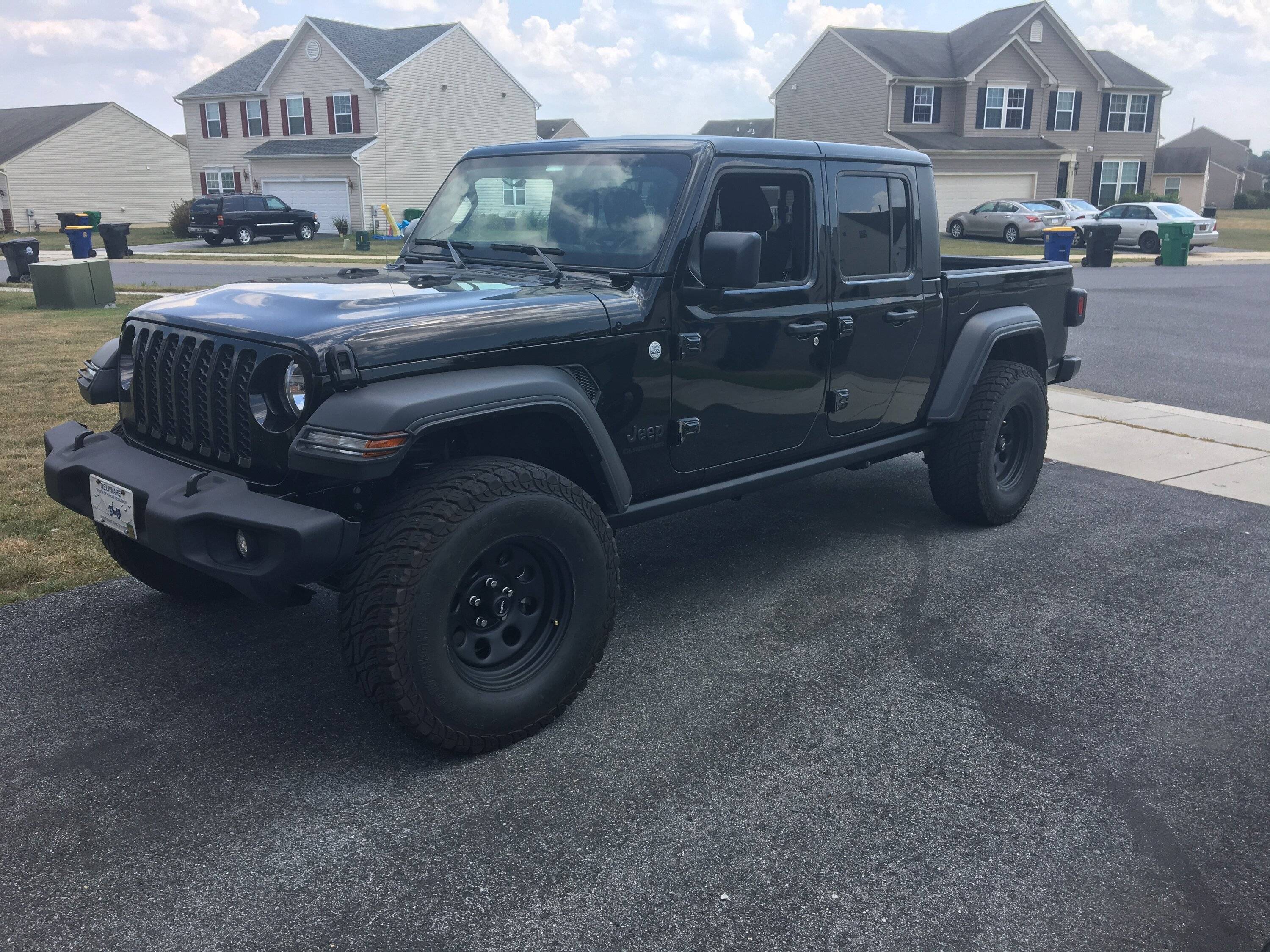 Jeep Gladiator 1.5" FRONT AND 0.75" REAR LEVELING IMG_4874