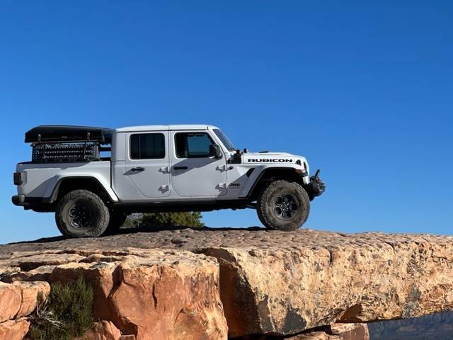Jeep Gladiator Bed racks that support a tent? IMG_2294