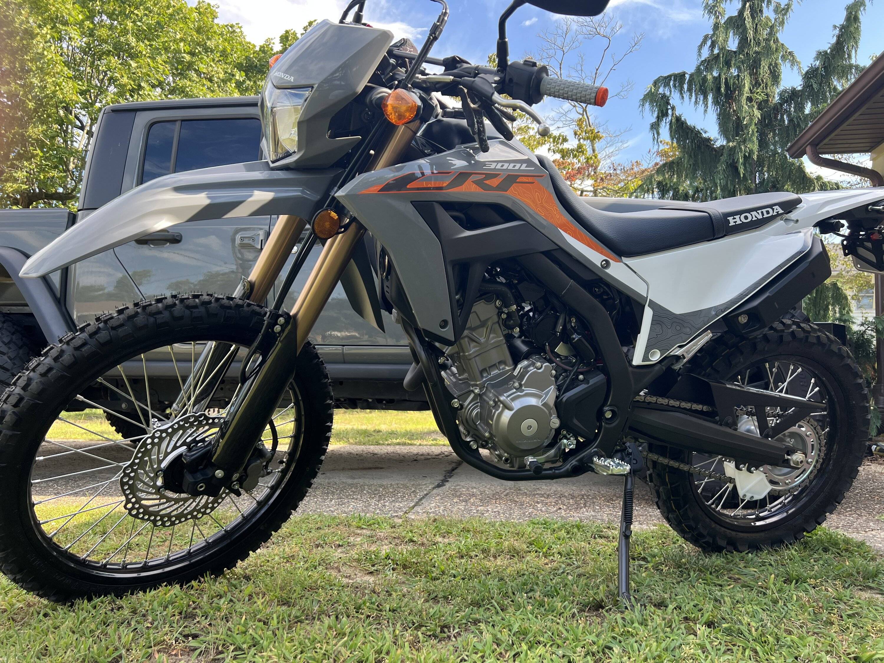 Jeep Gladiator 2023 Honda CRF 300 LS IMG_0411