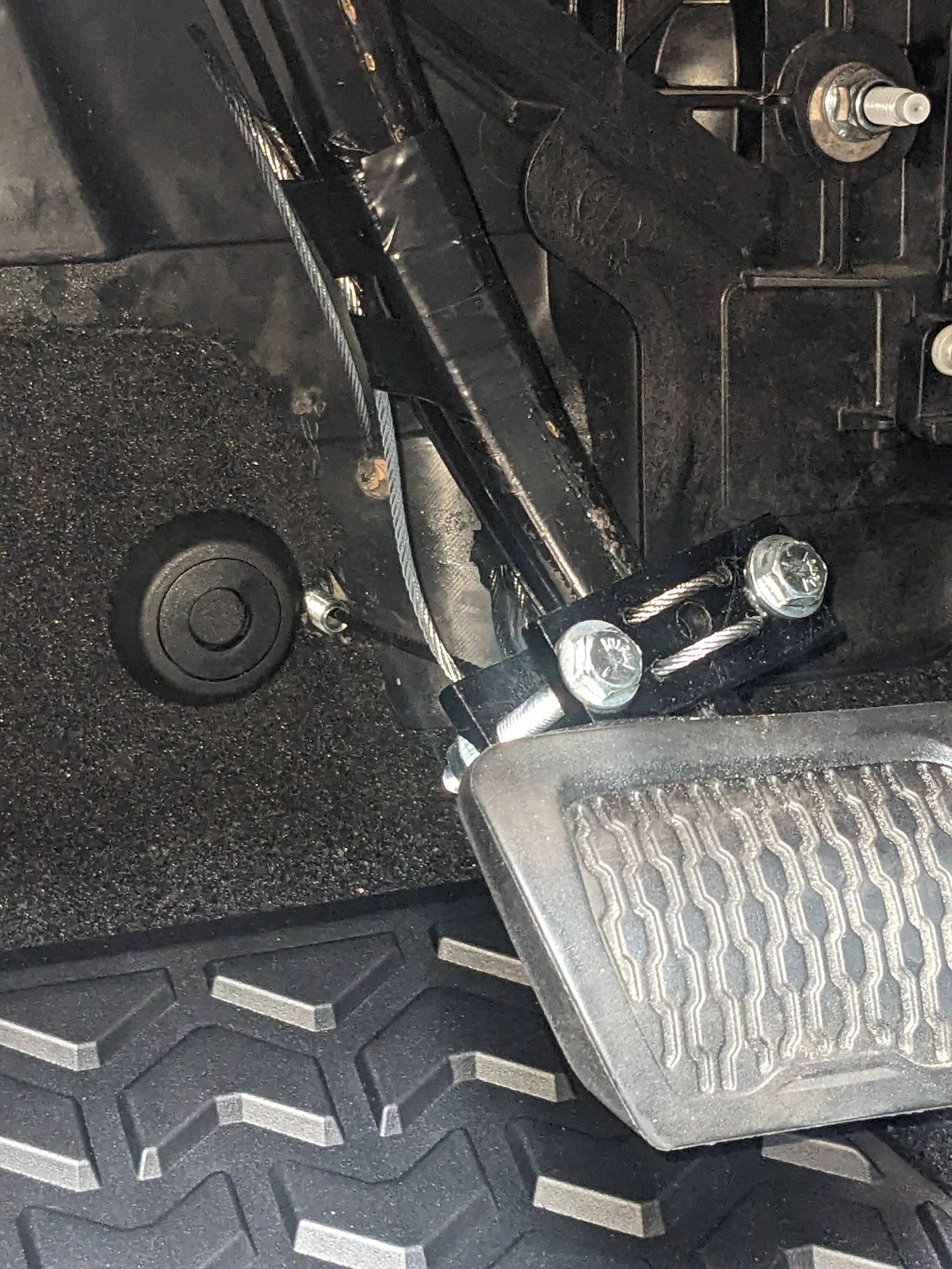 Jeep Gladiator NSA Ready Brute - help routing cables PXL_20230810_225457446