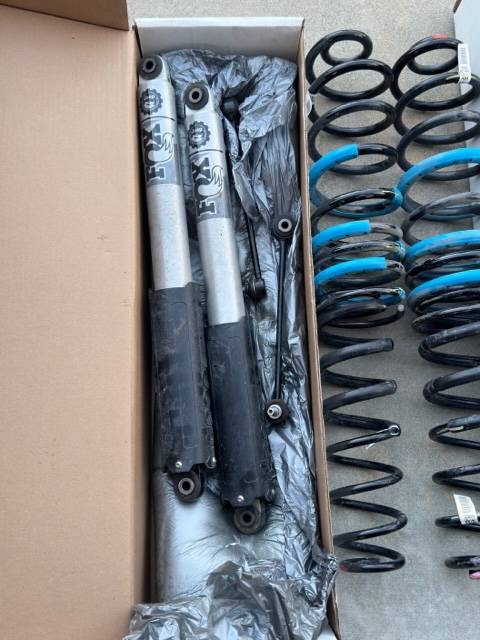 Jeep Gladiator Gladiator fox 2.0 Shocks IMG_8850