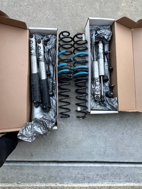 Jeep Gladiator Gladiator fox 2.0 Shocks IMG_8849