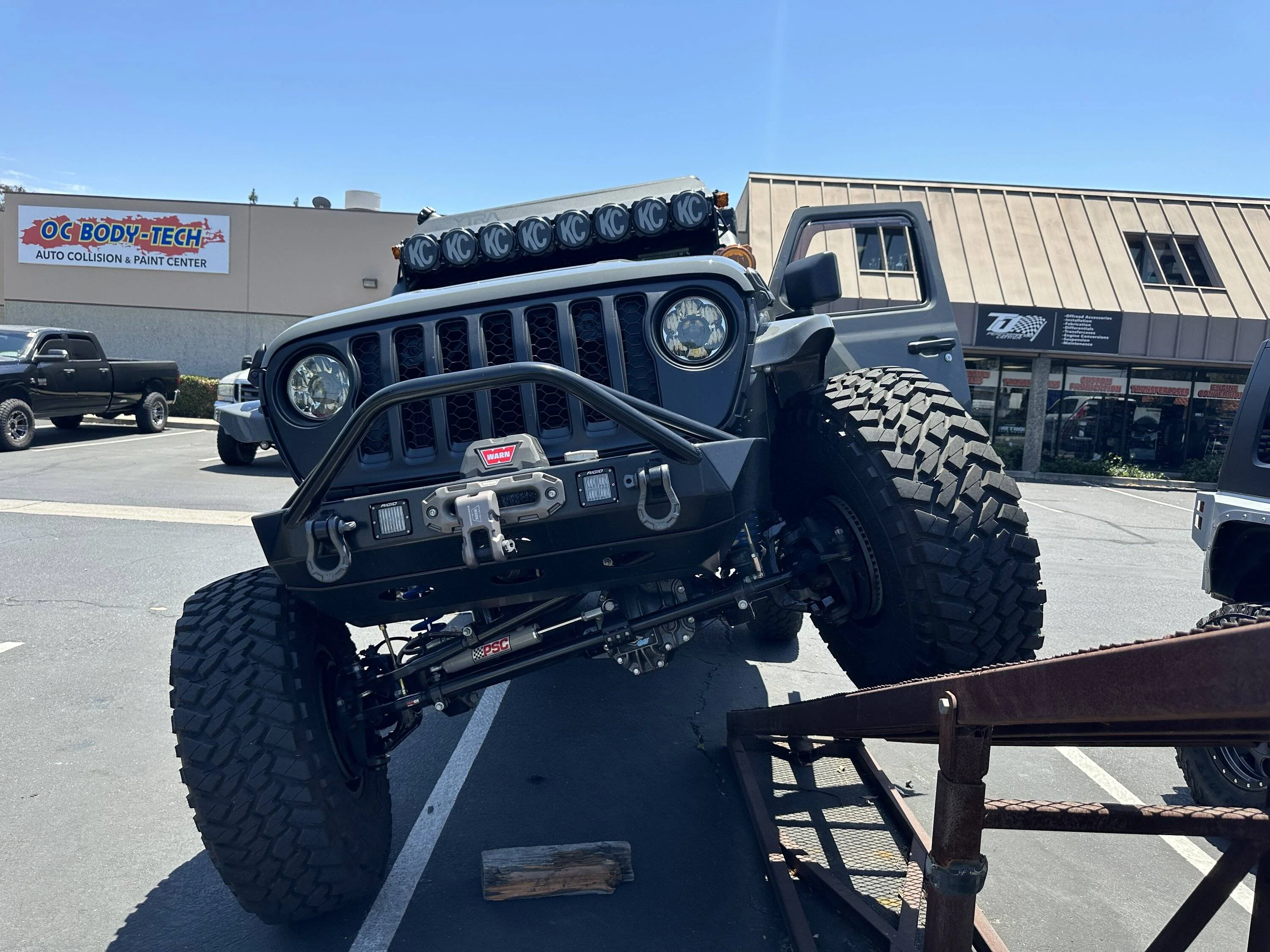 Jeep Gladiator [SOLD] Rebeloffroad Recon 4.5" Overland Stage 2 Complete Coilover Kit IMG_6223