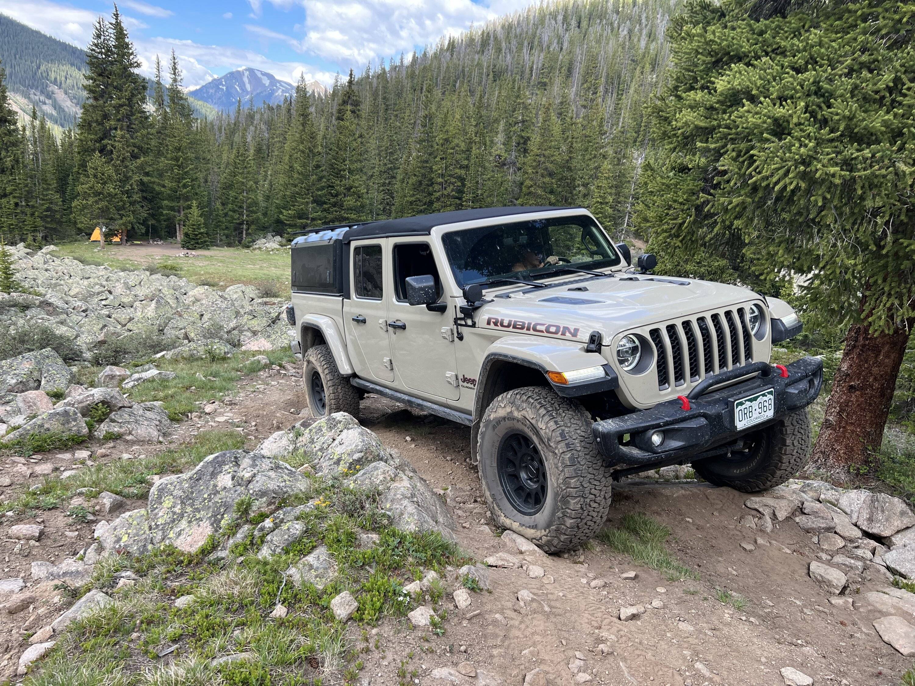 Jeep Gladiator 2020 JT Rubicon Gobi. Fully built IMG_4527
