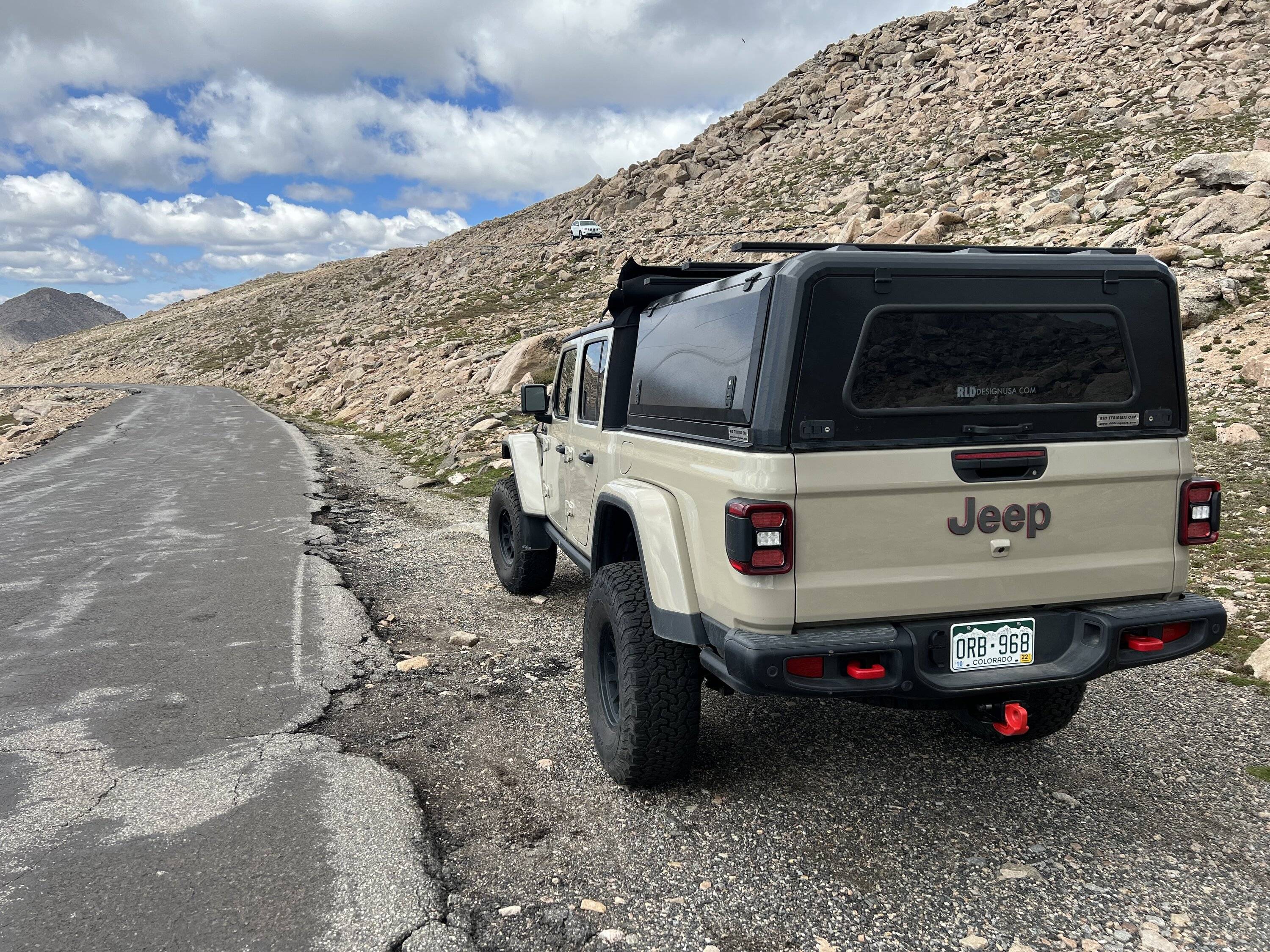 Jeep Gladiator 2020 JT Rubicon Gobi. Fully built 68297041214__6B6A611D-83EB-477E-A27E-185852413E64