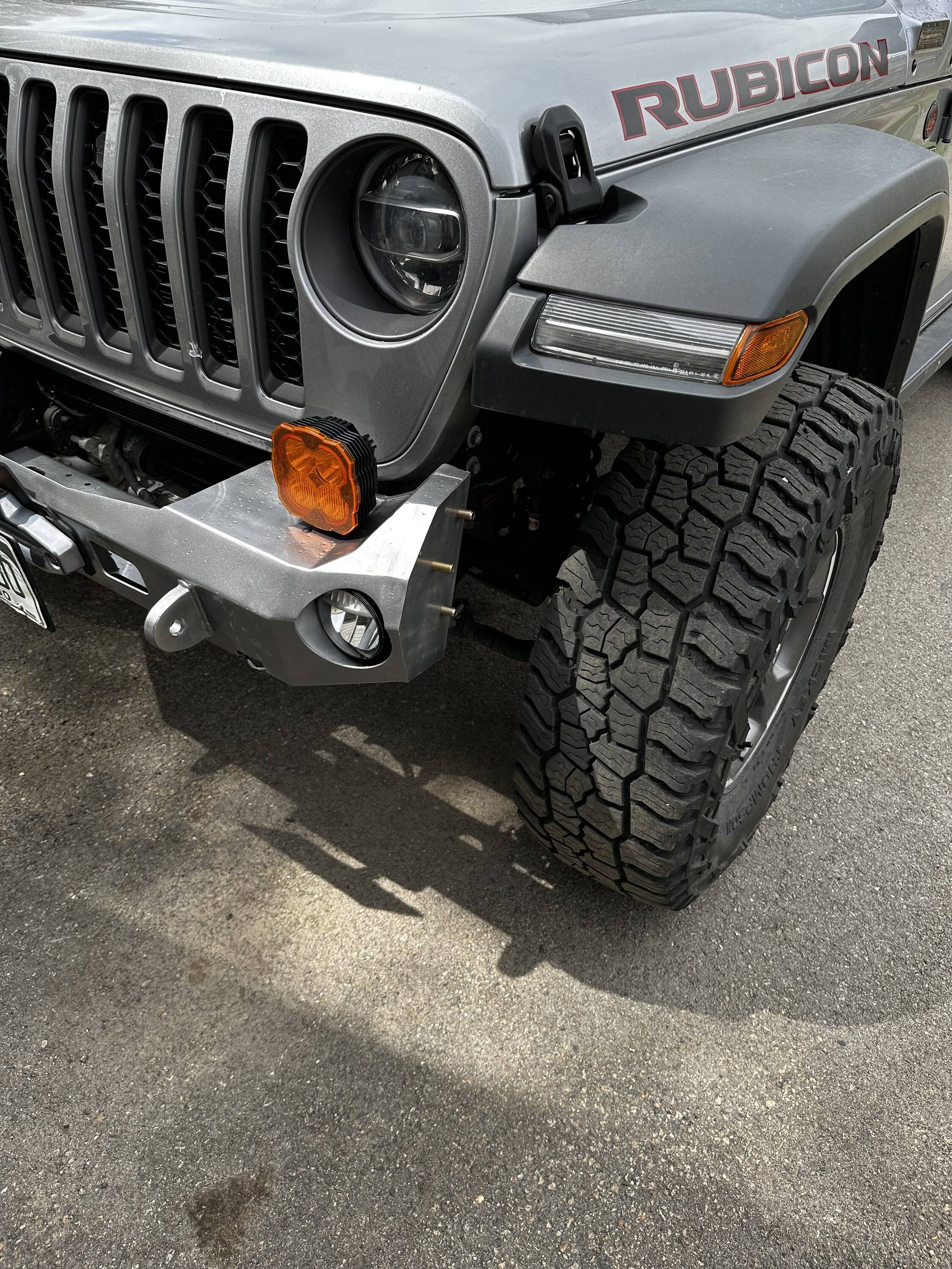 Jeep Gladiator Thoughts on bumper widths? IMG_5839