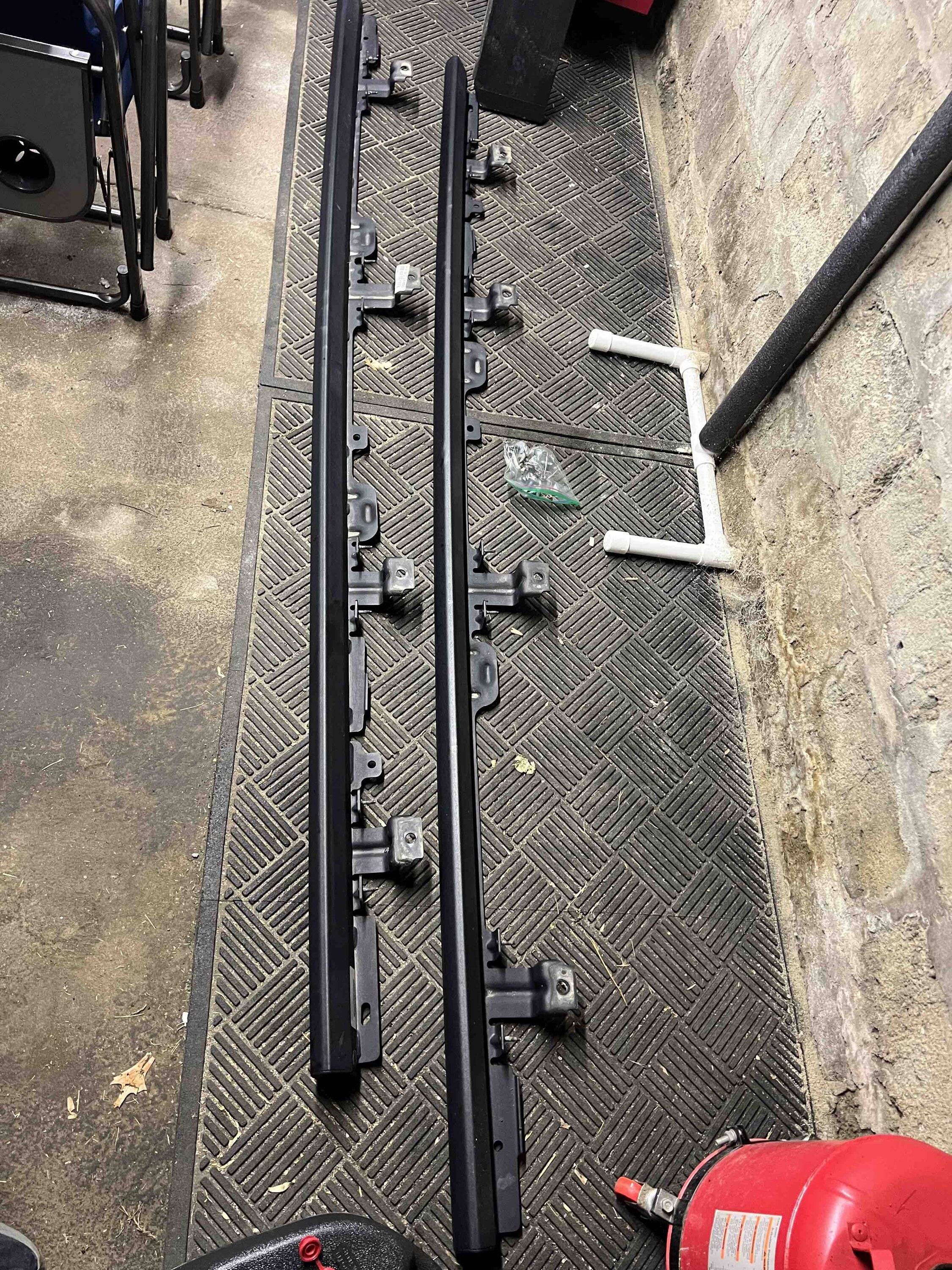 Jeep Gladiator OEM Rock Rails IMG_3320