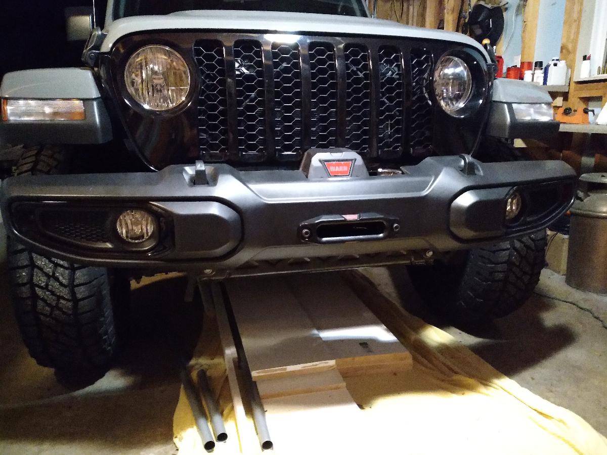 Jeep Gladiator Another winch in a plastic bumper. 20230813_212653
