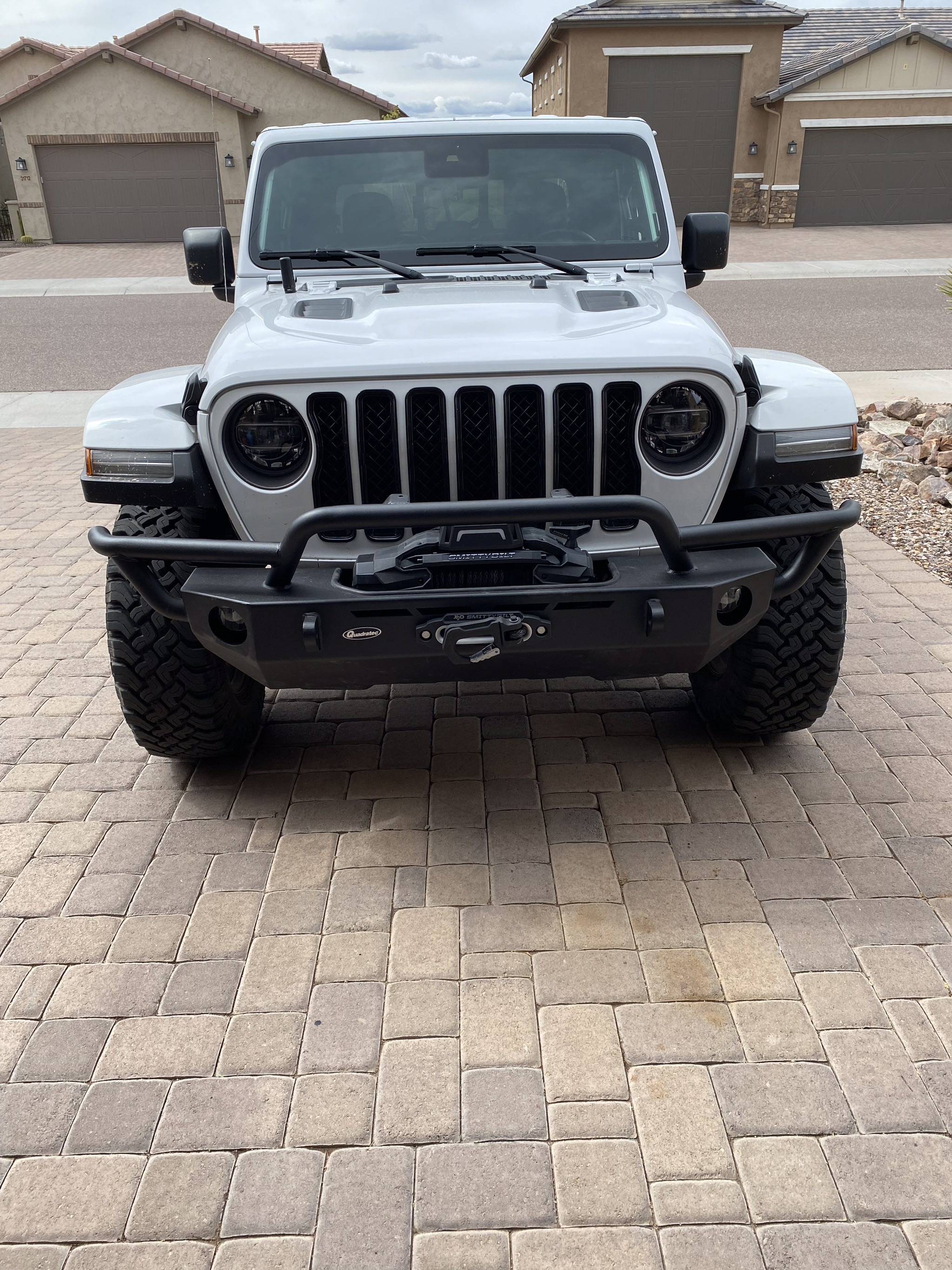 Jeep Gladiator Looking to replace my front bumper with............Thoughts? 1692022137028