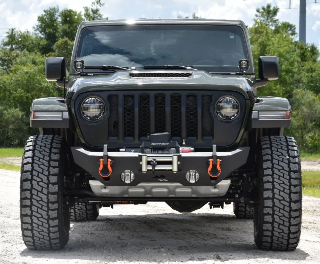 Jeep Gladiator Looking to replace my front bumper with............Thoughts? 2691