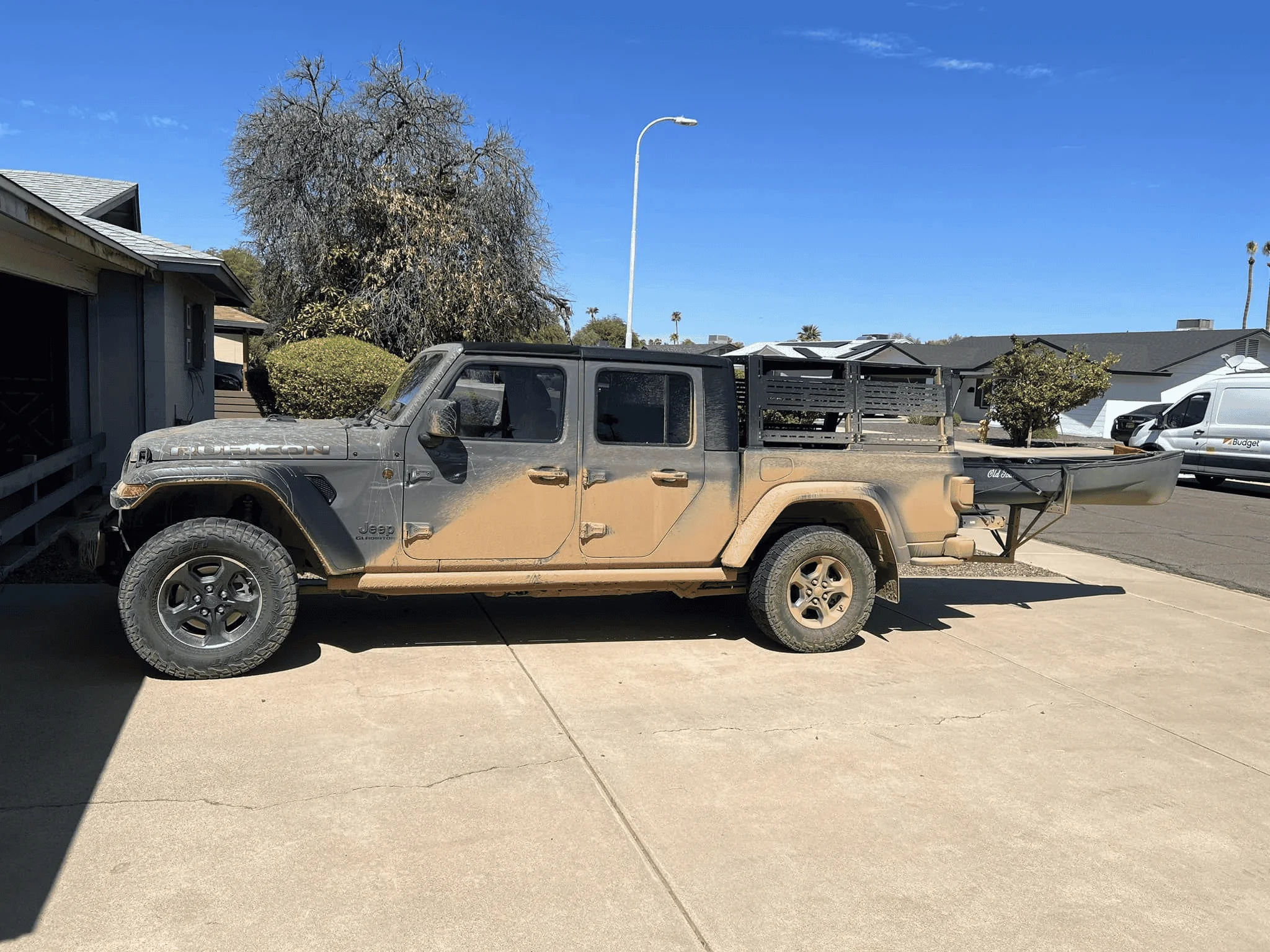 Jeep Gladiator How do you guys carry your kayaks? 1692043009010