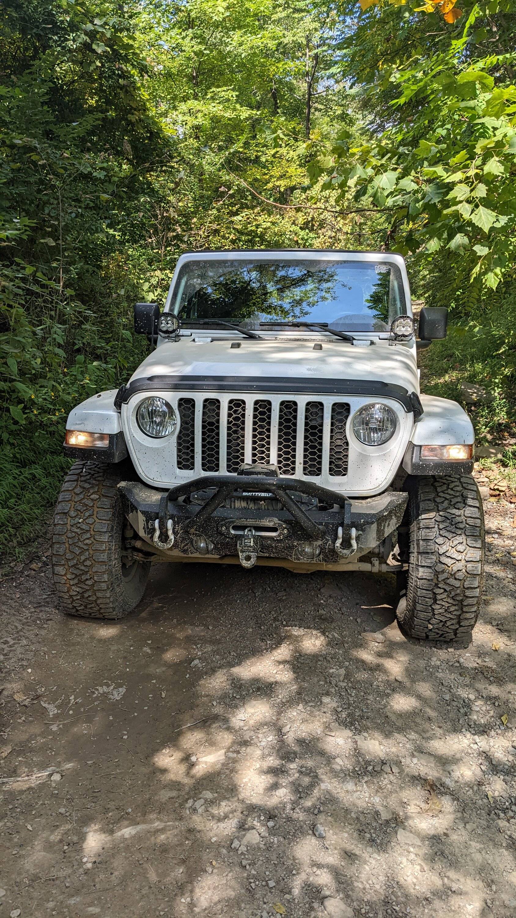 Jeep Gladiator Looking to replace my front bumper with............Thoughts? PXL_20220917_170754607.MP