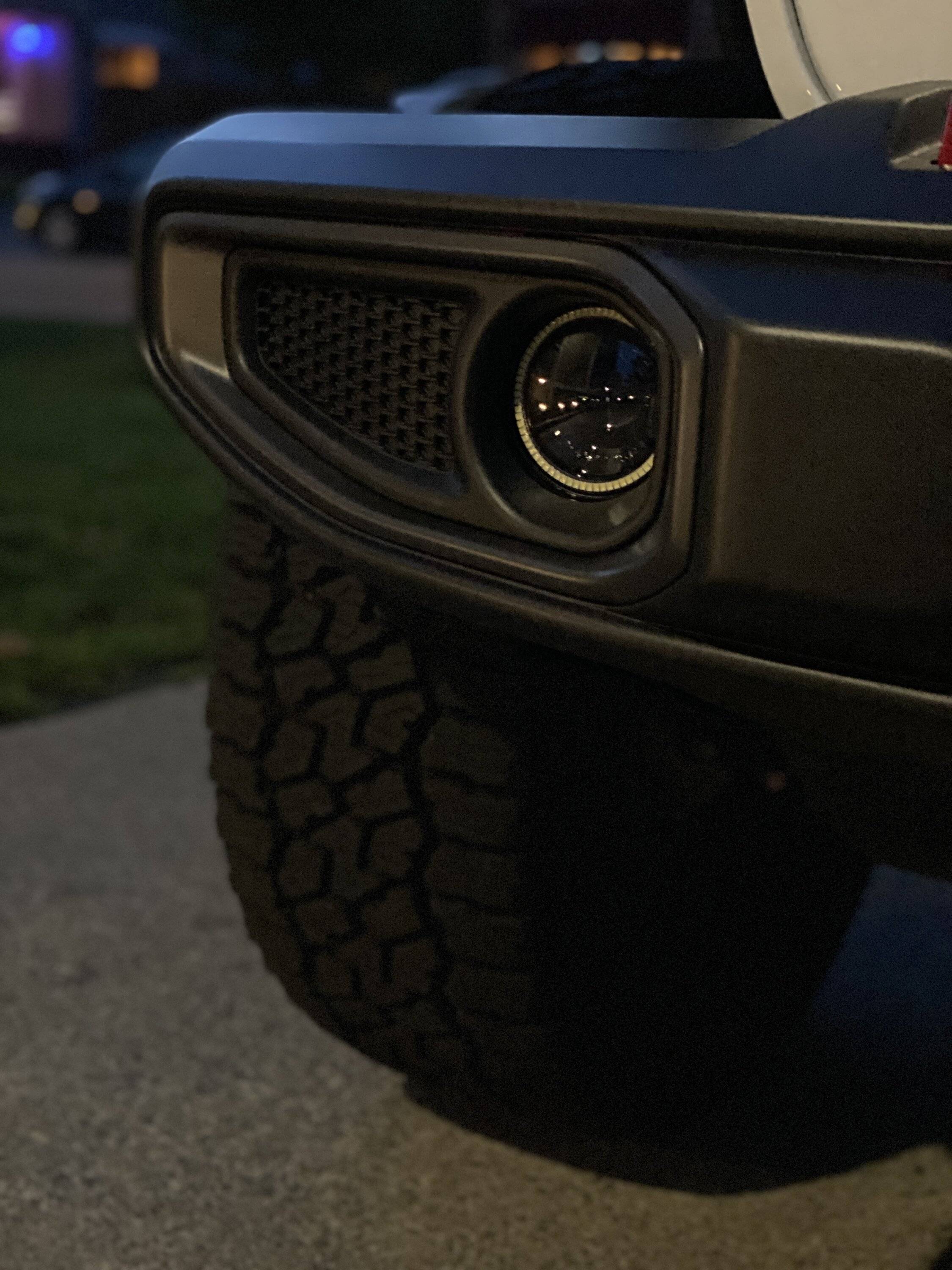 Jeep Gladiator OEM fog lights off one gladiator Rubicon, and onto another Gladiator IMG_3212