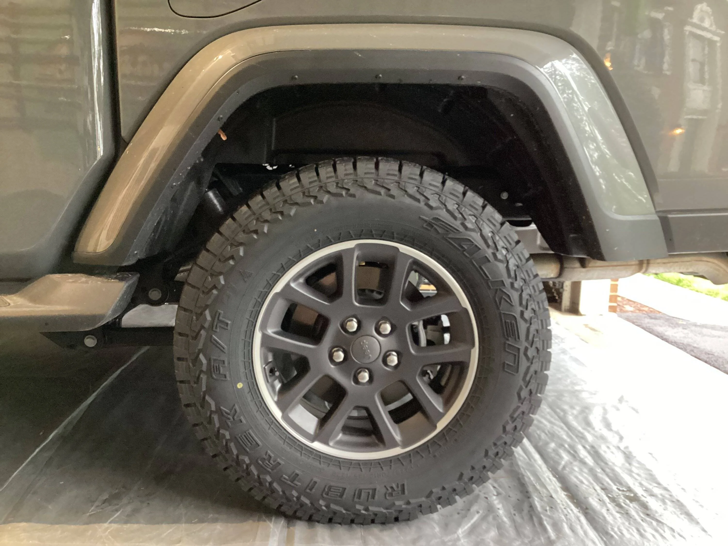 Jeep Gladiator Pictures of 33s and 35s IMG_0479