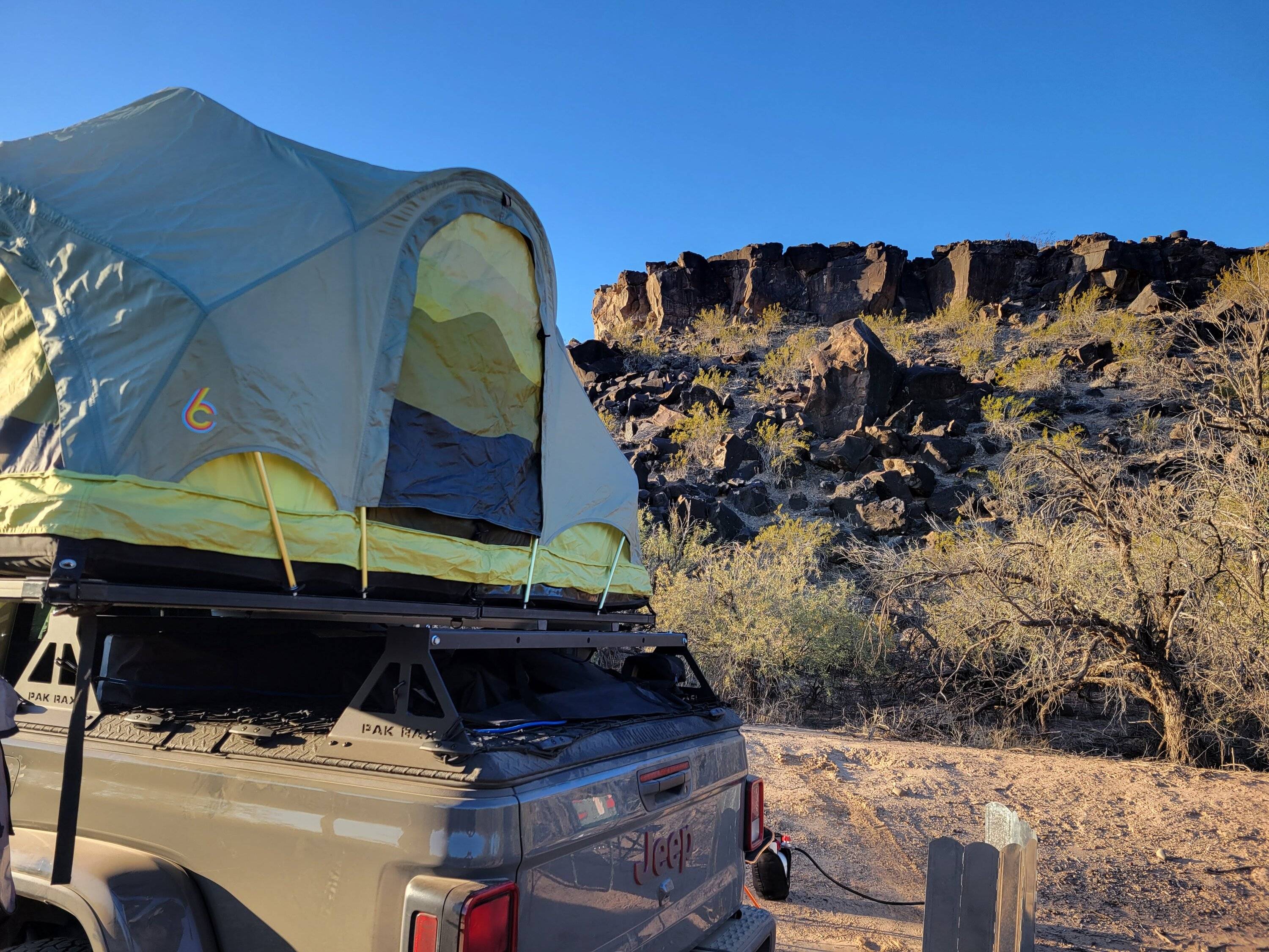 Jeep Gladiator A bed rack to work with bed tonneau cover 20221223_083330