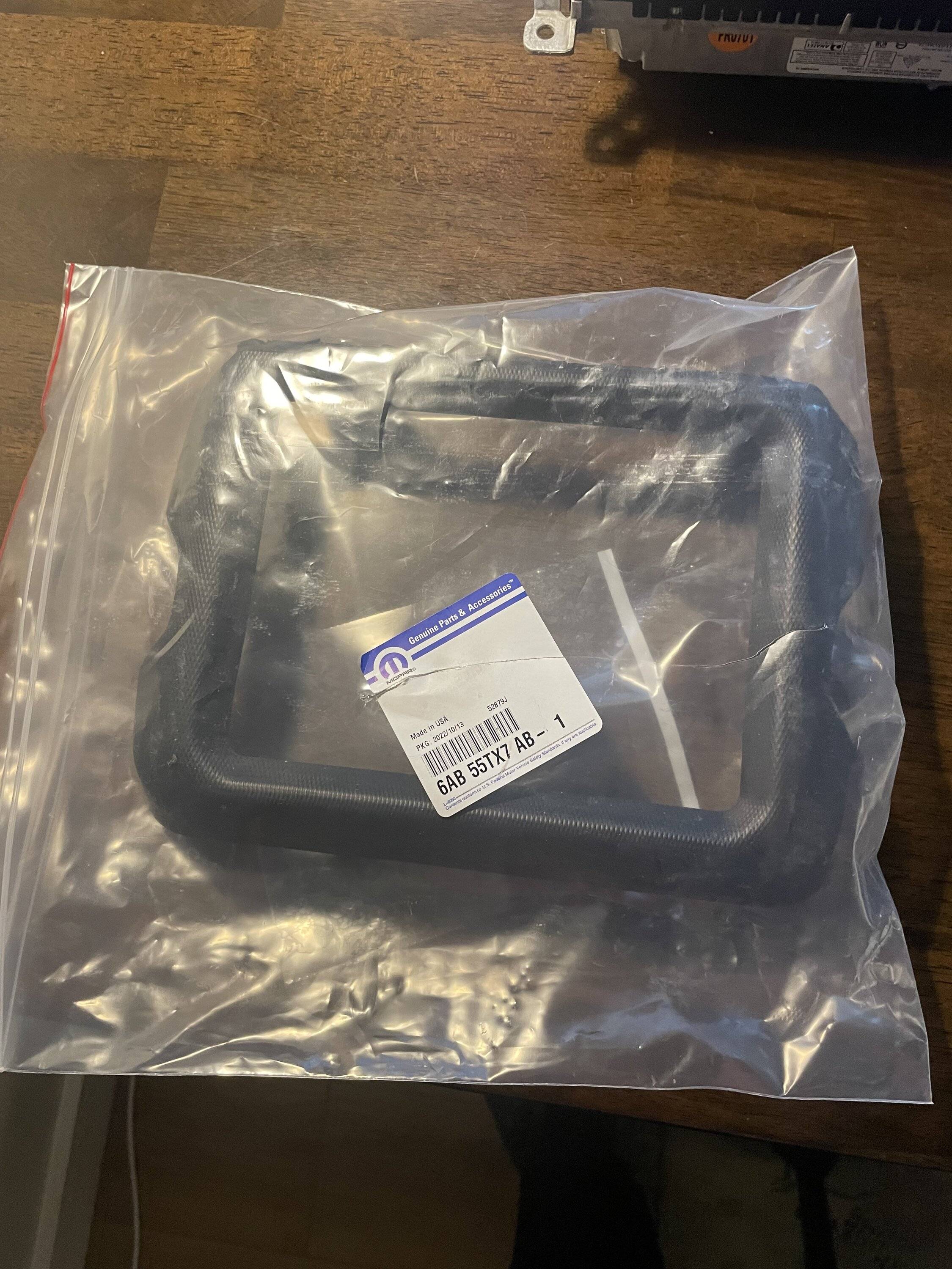 Jeep Gladiator 8.4 Uconnect IMG-4851