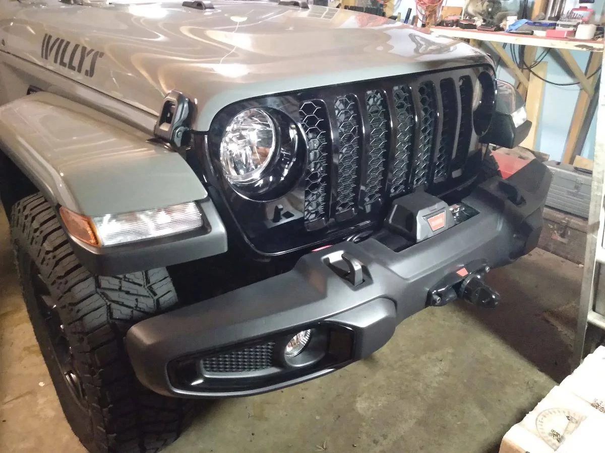 Jeep Gladiator Plastic Bumper Winch Club 20230817_220703