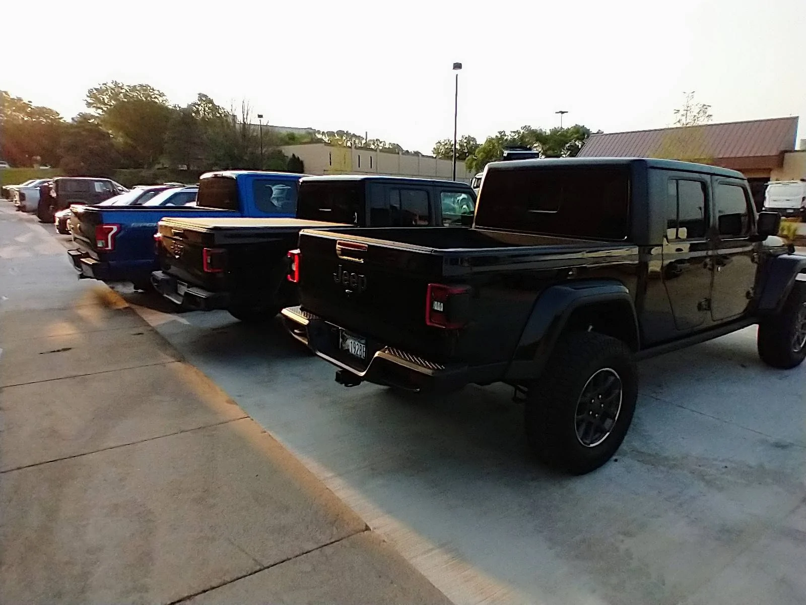 Jeep Gladiator Jeeps Parking Next To Jeeps IMG_20230818_075124449