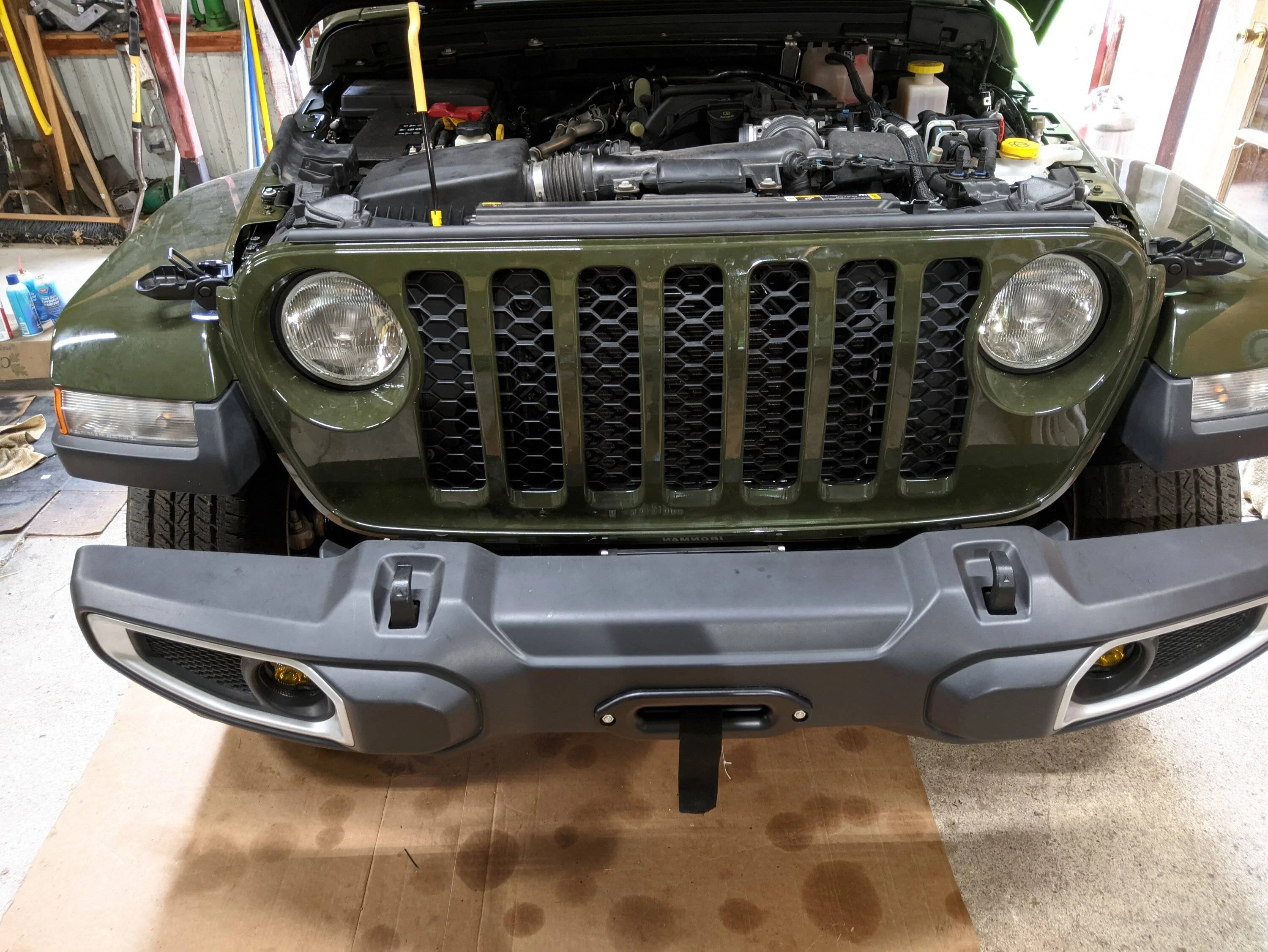 Jeep Gladiator Plastic Bumper Winch Club PXL_20230723_155201460