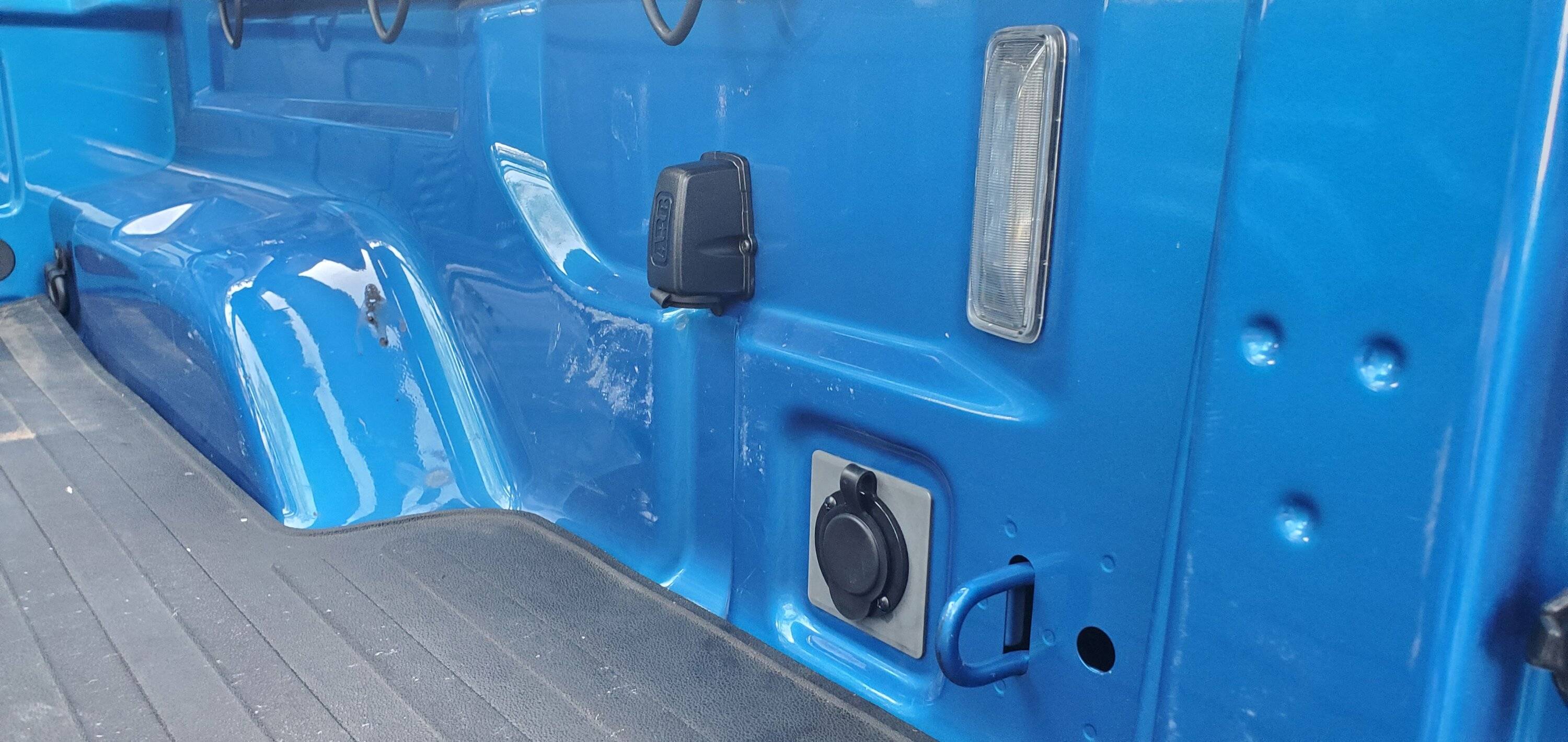 Jeep Gladiator Iceco APL55 Bed Install 20230811_180717