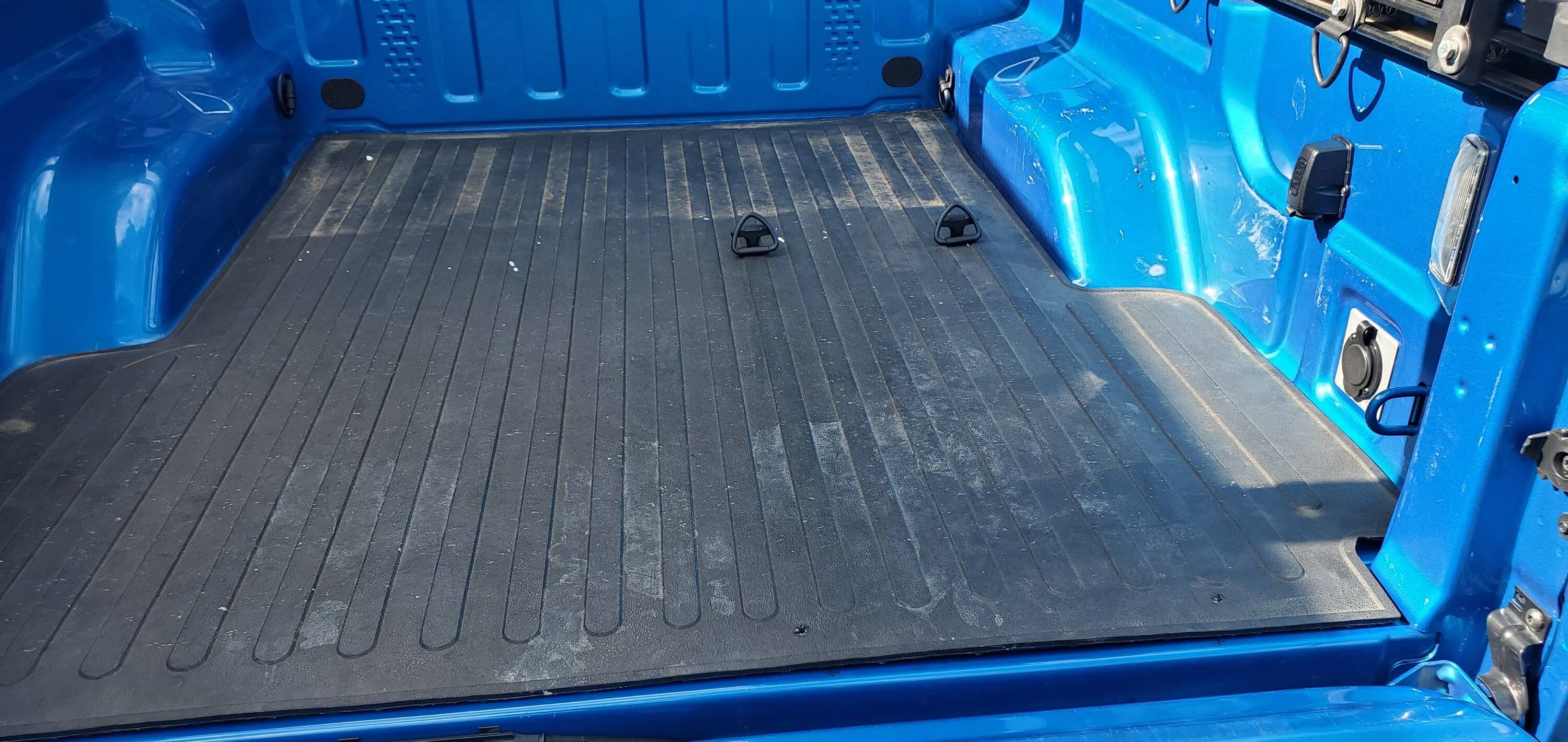 Jeep Gladiator Iceco APL55 Bed Install 20230812_093116