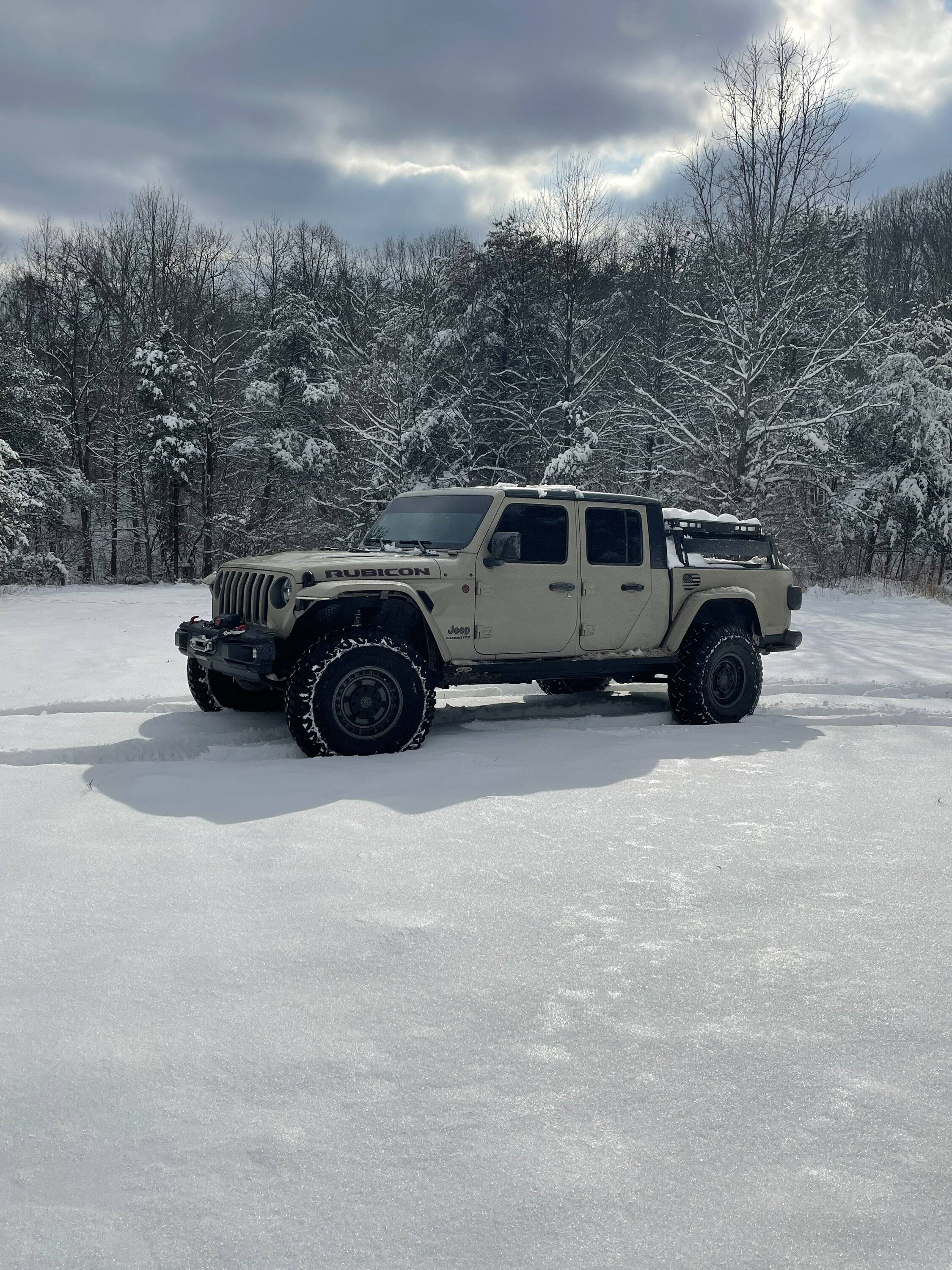 Jeep Gladiator Let's see your 40" Tires! IMG_1401