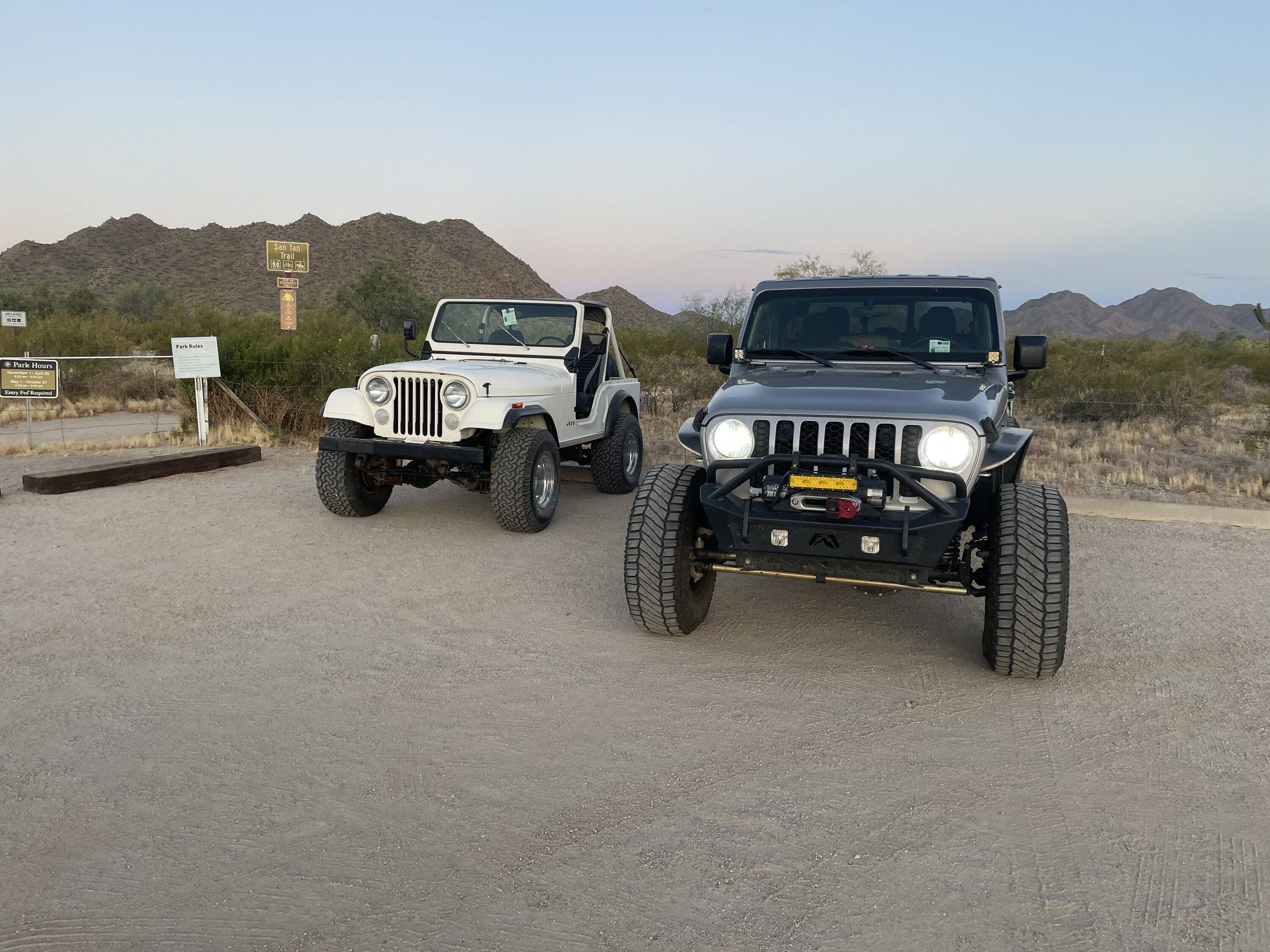 Jeep Gladiator Too much offset? 1692457399794