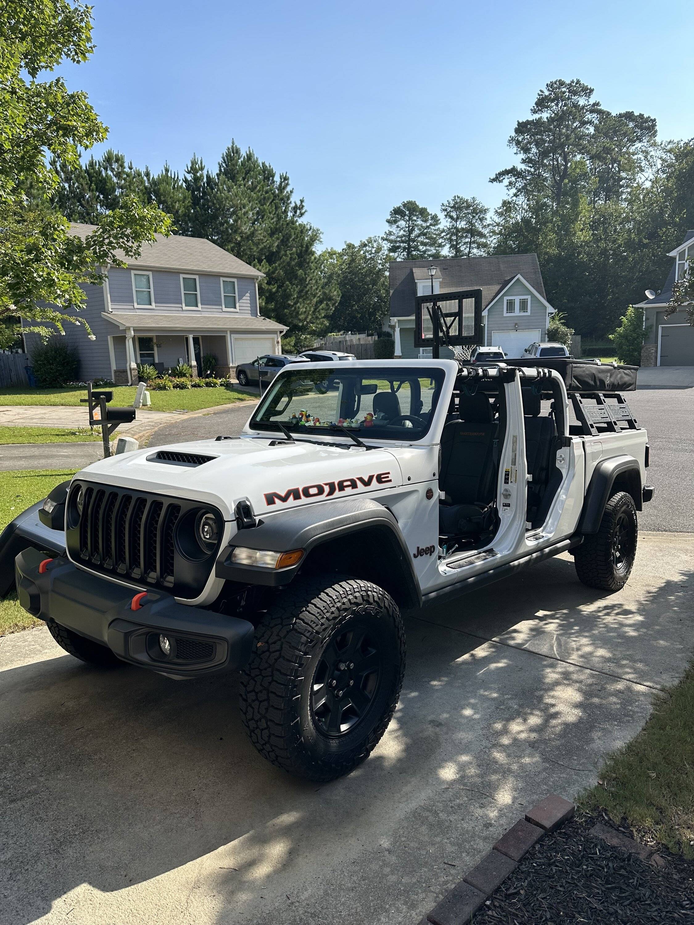 Jeep Gladiator BRIGHT WHITE Gladiator JT Club IMG_5679