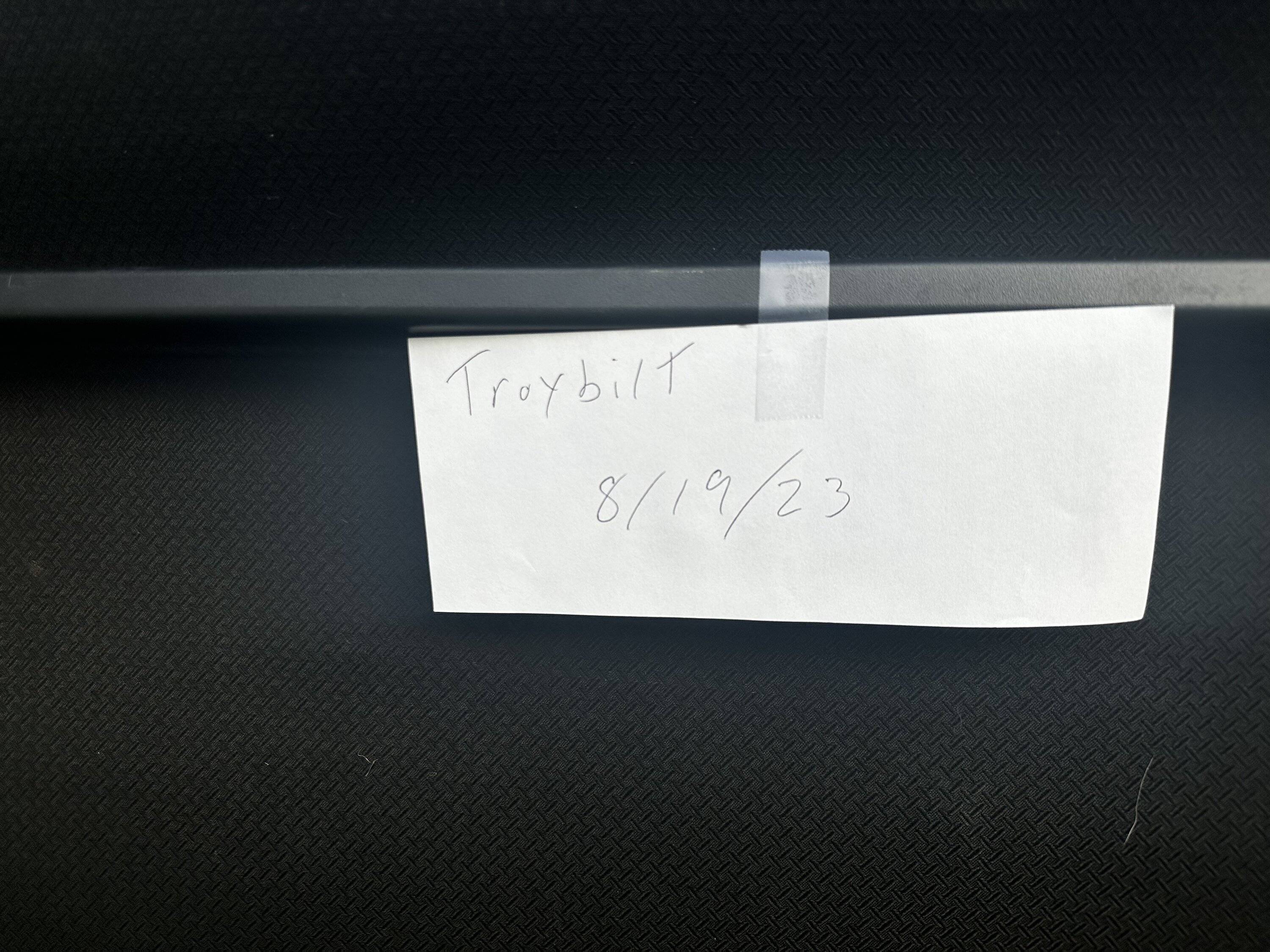 Jeep Gladiator MOPAR Rollup Tonneau Cover 081D5684-46B2-4881-B4B3-347323528360