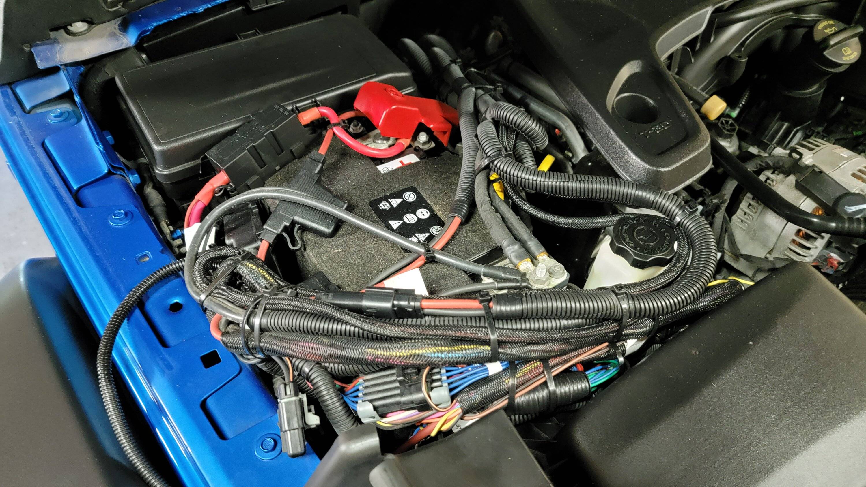 Jeep Gladiator Plow mount and harness, tonneau, and sunrider 20230819_171524