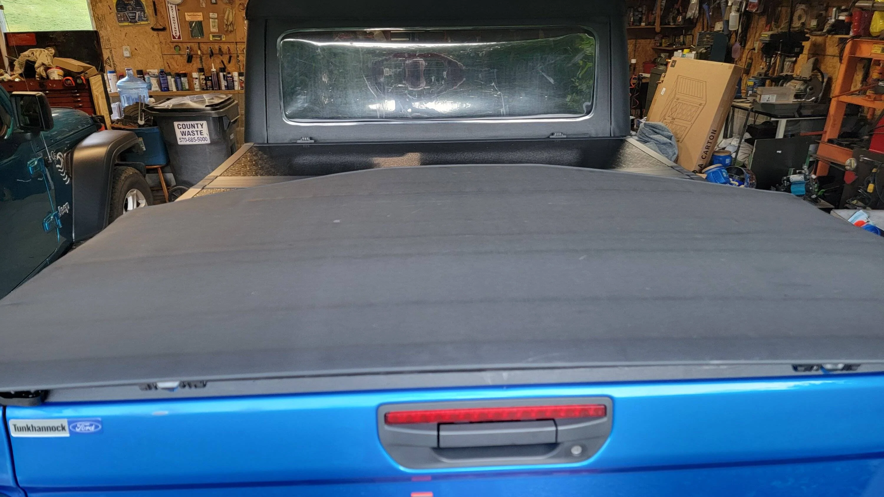 Jeep Gladiator Plow mount and harness, tonneau, and sunrider 20230819_185213