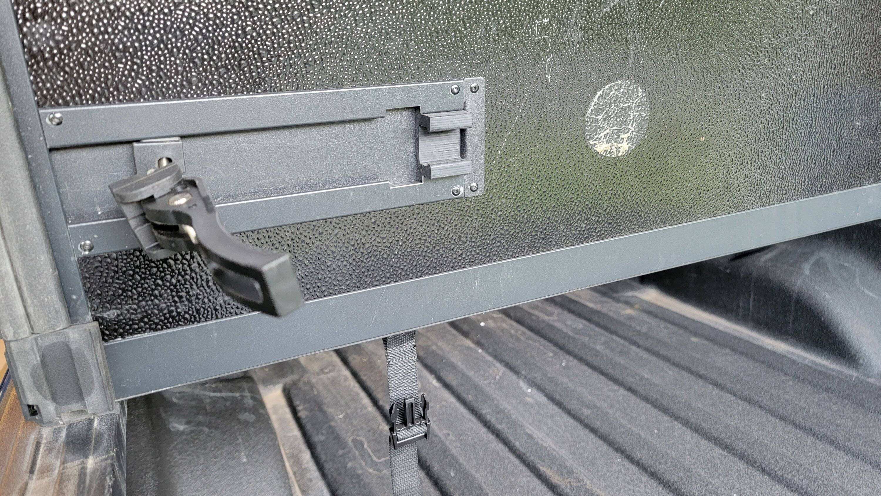 Jeep Gladiator Plow mount and harness, tonneau, and sunrider 20230819_185054