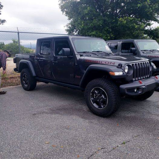 Jeep Gladiator My 2023 JT Rubicon "Adventure Vehicle" or Off-Road RV Build 351491522_10218158139583914_4462859883661516866_n