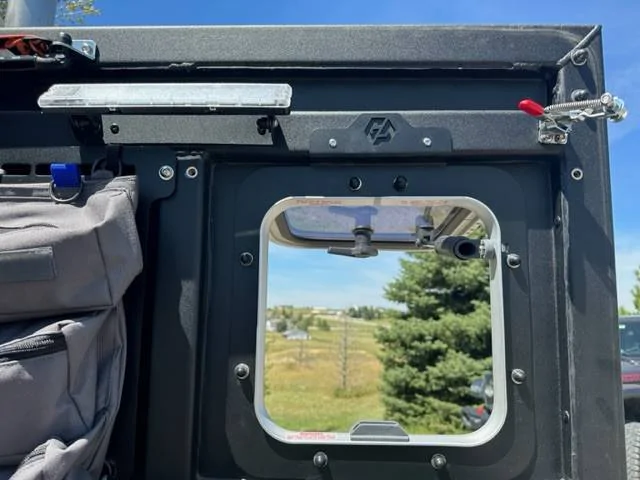 Jeep Gladiator Alu-Cab Canopy Camper Roll Call IMG_1370