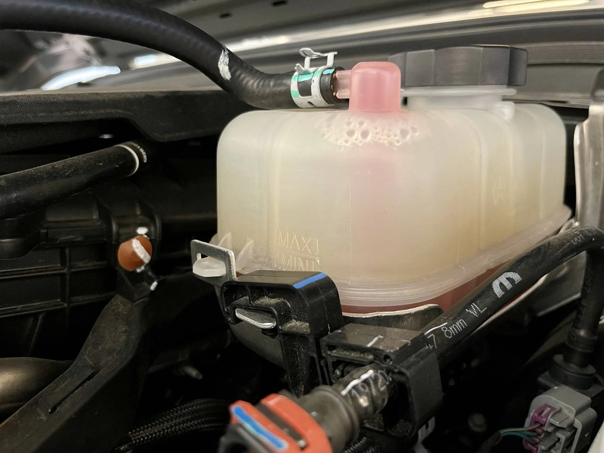 Jeep Gladiator Disappearing Coolant IMG_2154