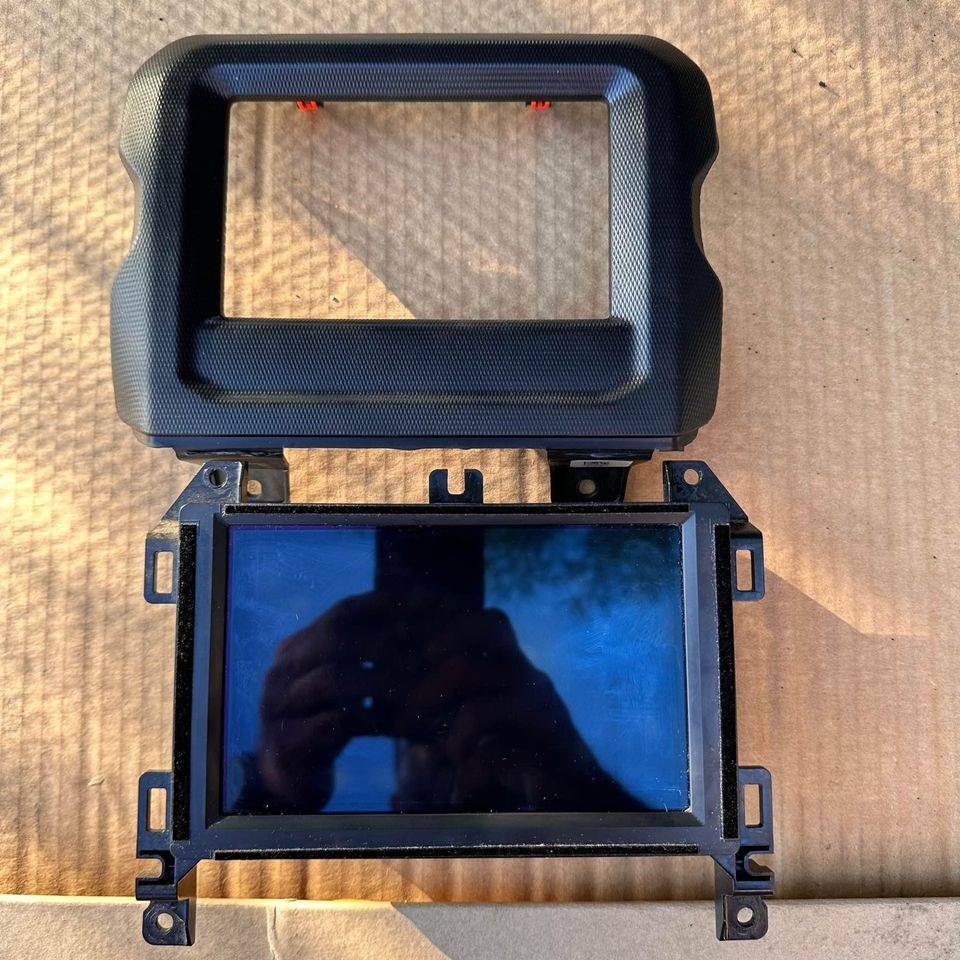 Jeep Gladiator PRICEDROP 7" Uconnect with Bezel $250 shipped 364272314_6744345668961766_214079745928029256_n