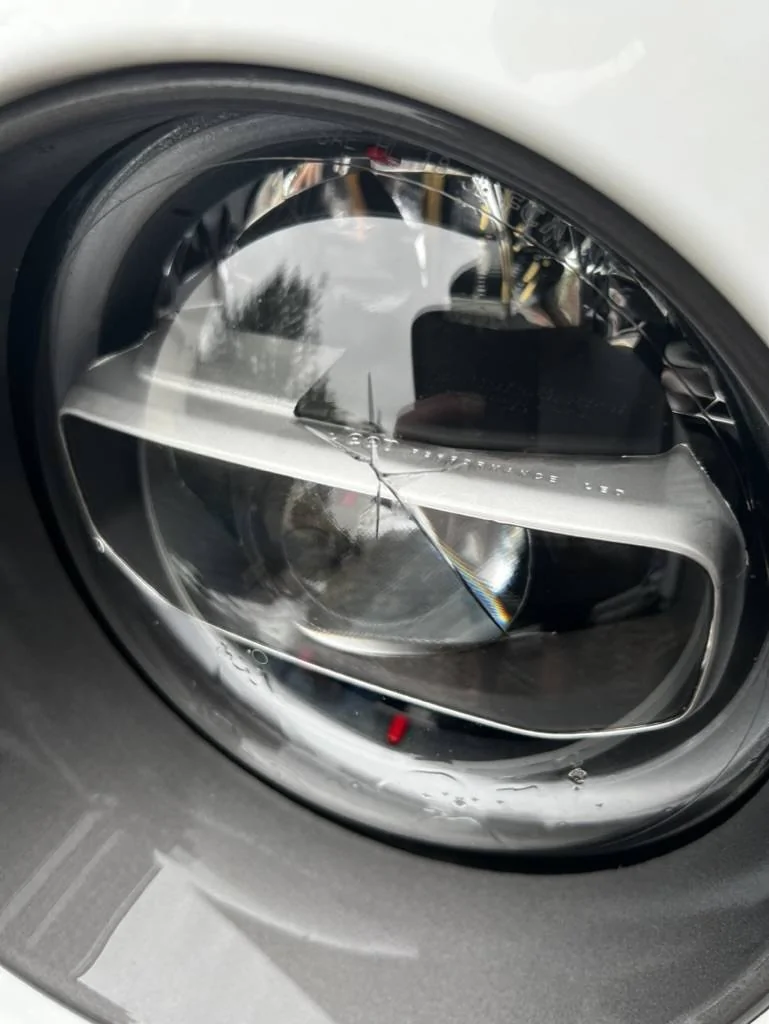 Jeep Gladiator Rock hit to headlight... :( 92E8CF44-3D87-4BEE-873F-5A0E191412C1_1_105_c