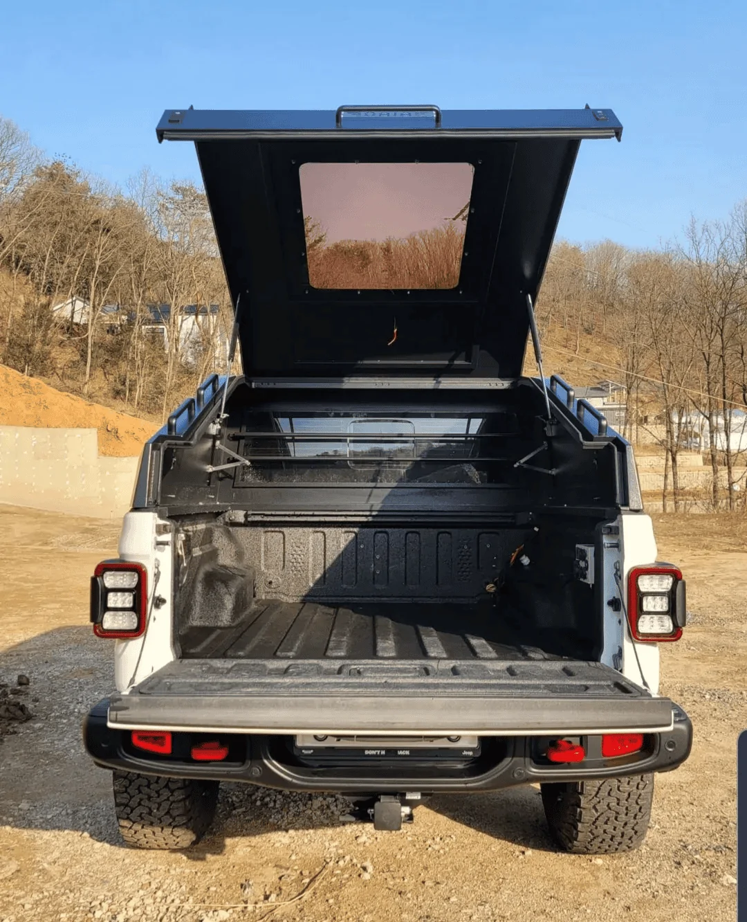 Jeep Gladiator Gaia Shadow Top (fastback style) 1692646542614
