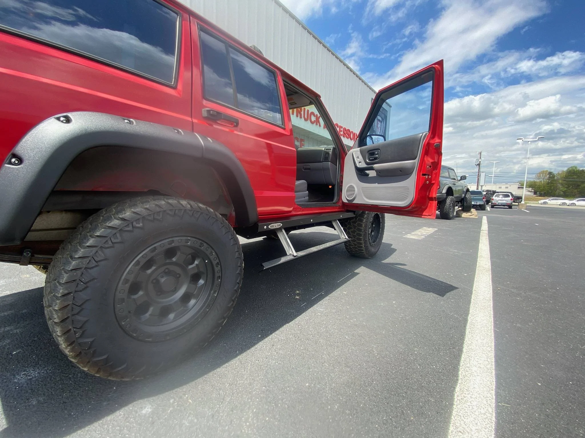 Jeep Gladiator Sliders sliders sliders?? 4300