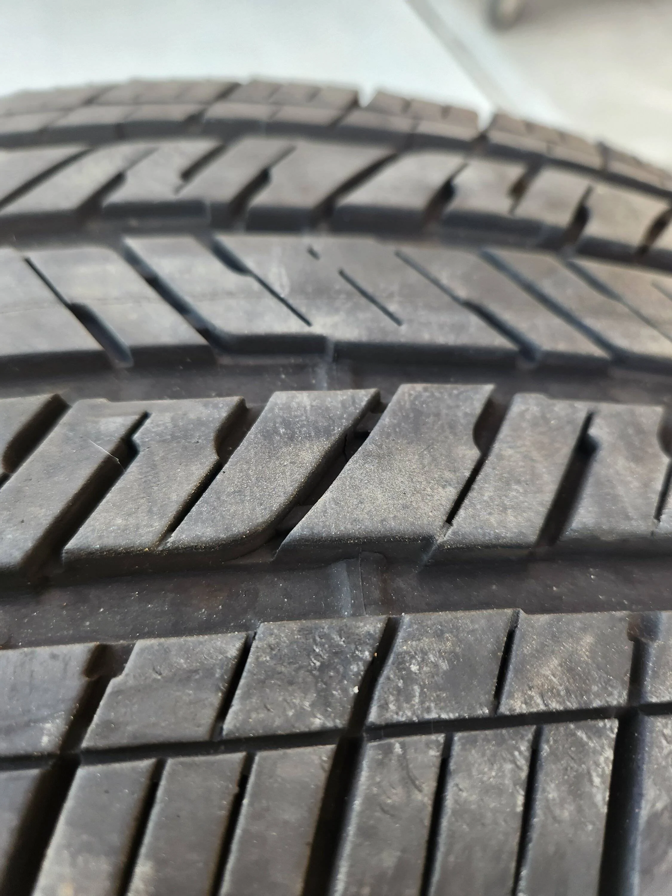 Jeep Gladiator Tires & wheels for sale. 255/70 r18 (Castle Rock CO) 20230820_191115