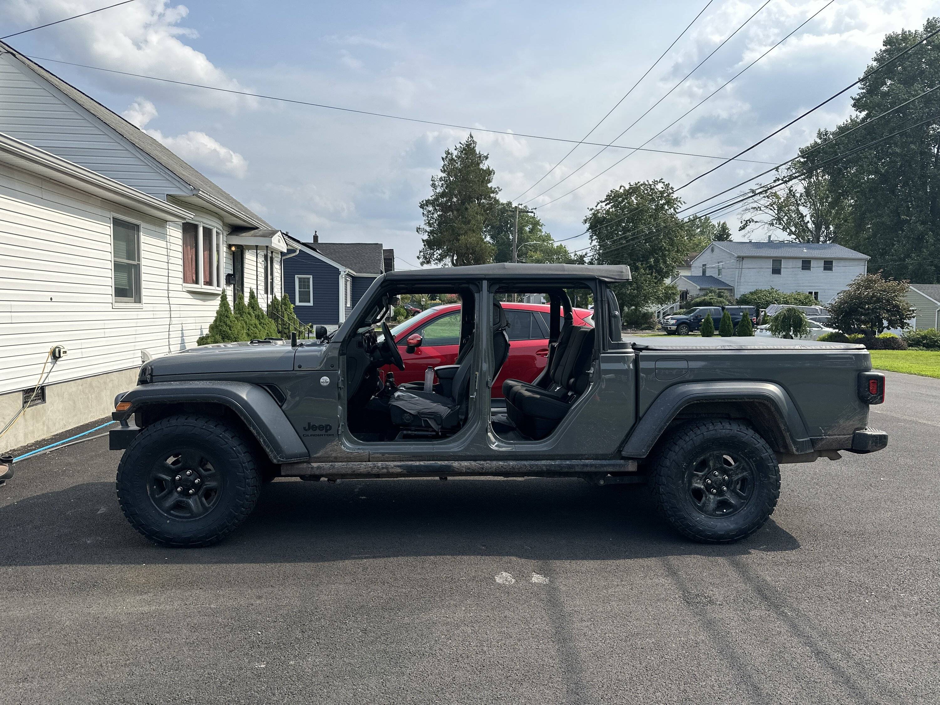 Jeep Gladiator Base Model sport MAXIMUM tire size without rubbing. 71434079026__7F2F1B8B-9D43-4E9F-B463-30831D410987