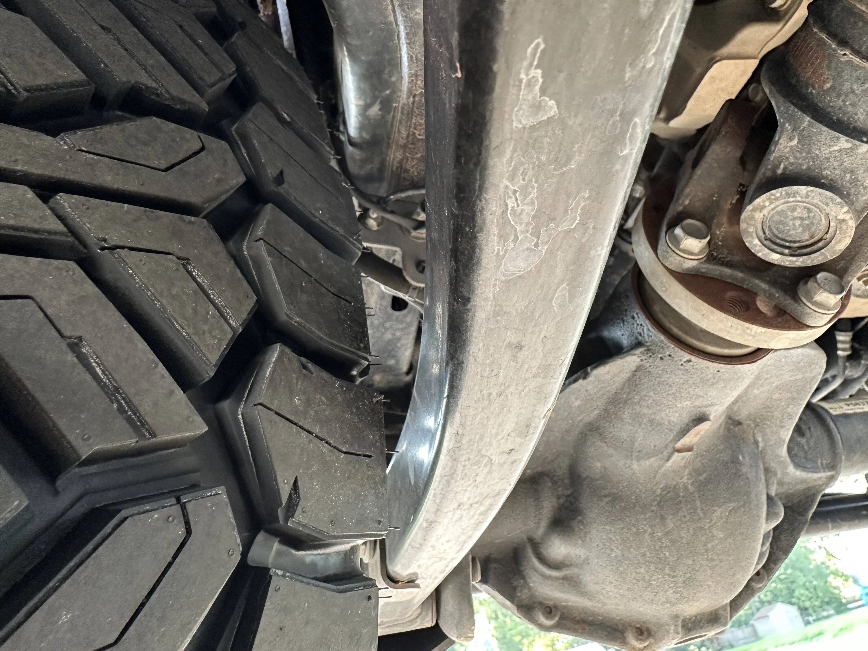 Jeep Gladiator Base Model sport MAXIMUM tire size without rubbing. IMG_0893
