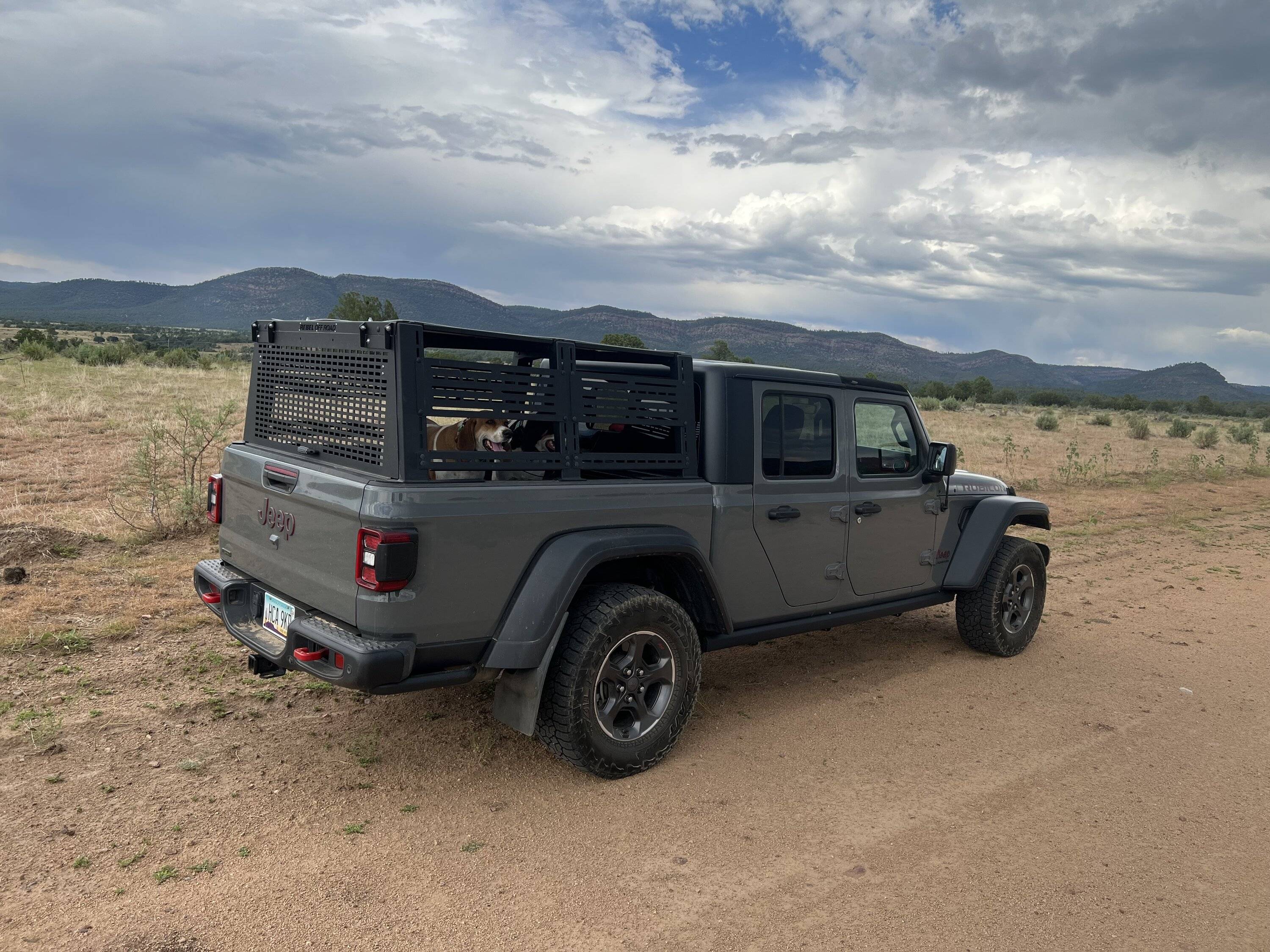 Jeep Gladiator Bed racks that support a tent? IMG_4303