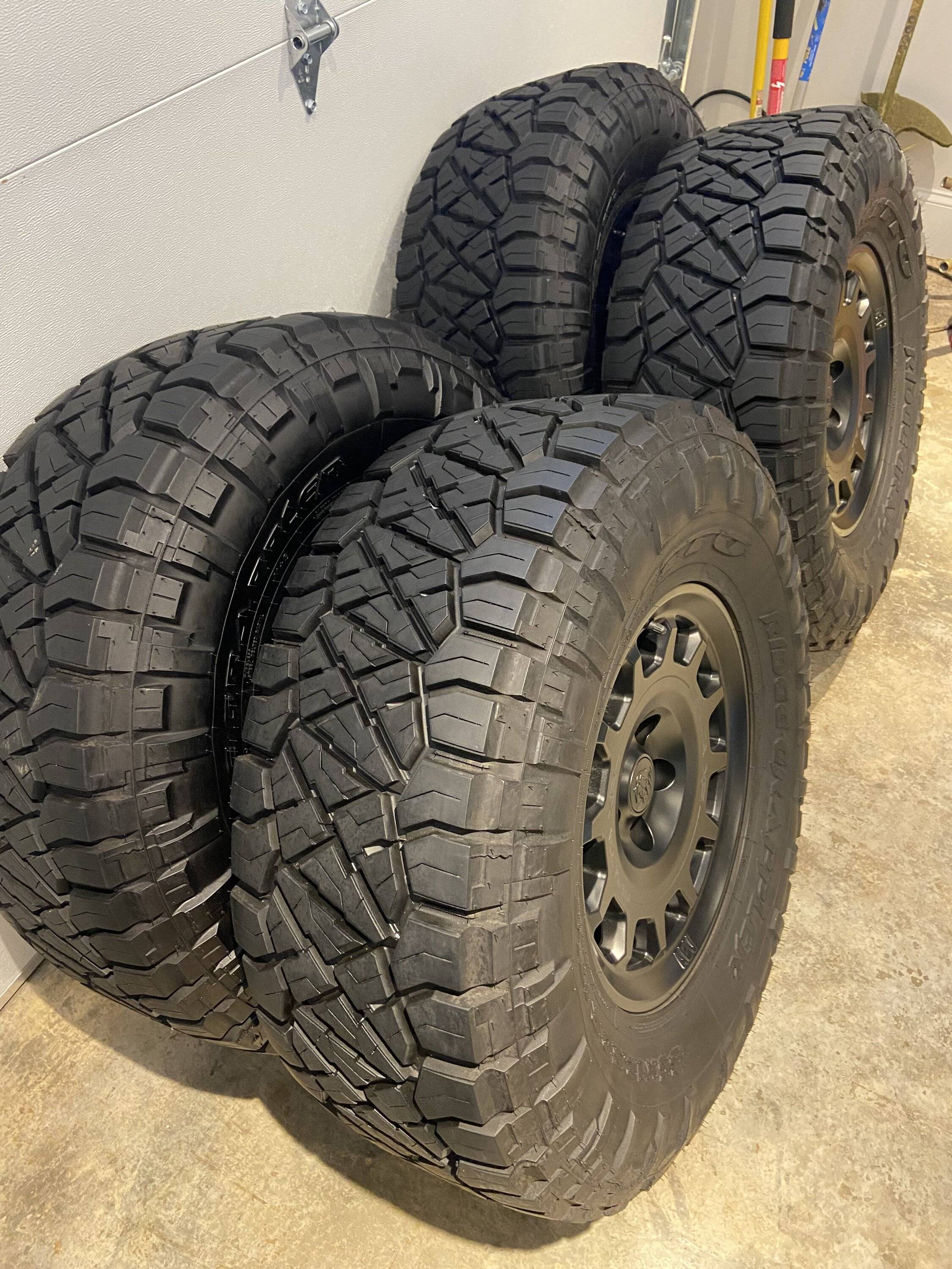 Jeep Gladiator Jeep JL/JT Tire & Wheel Package IMG_4300