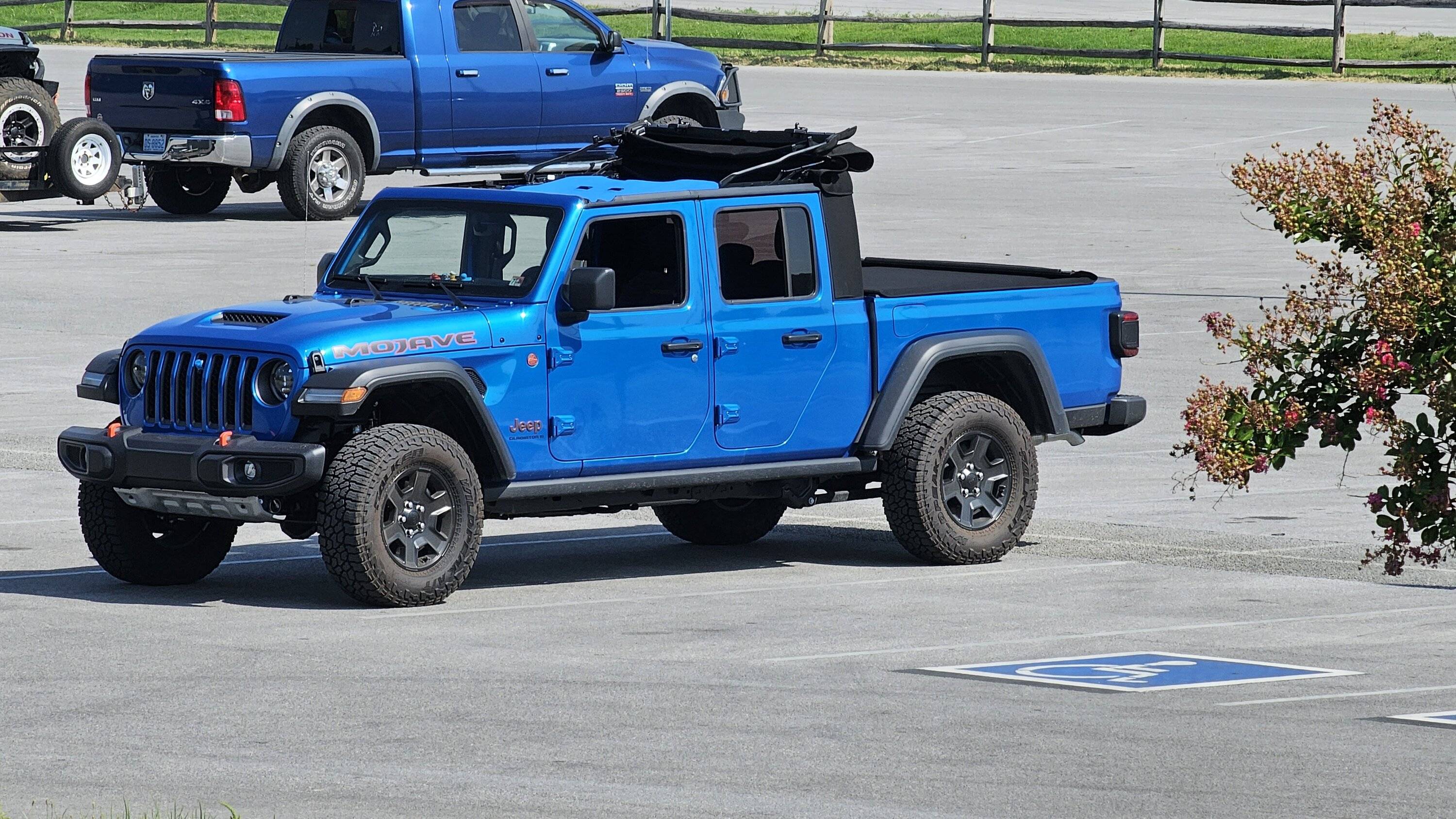 Jeep Gladiator Smoky Mountain Jeep invasion 2023 20230823_110841